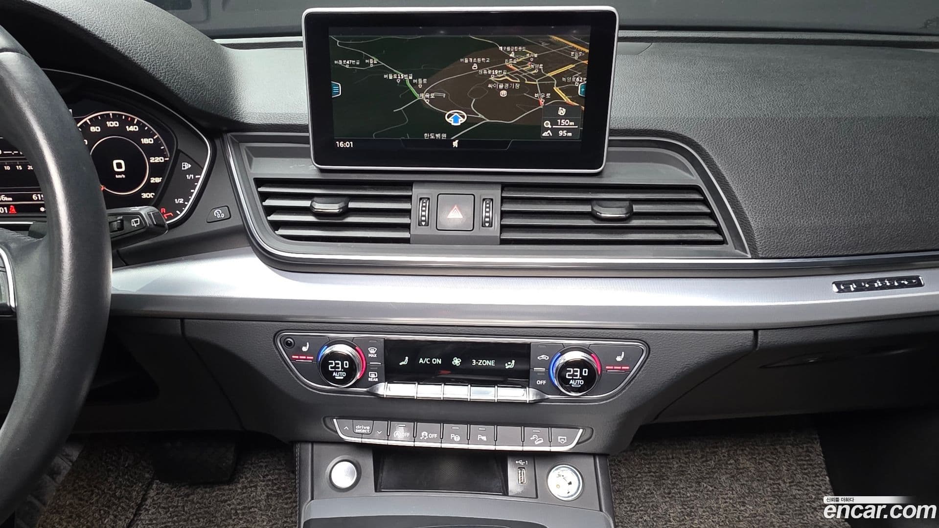 Main__Slider__Photo:Q5 Audi 2020.11-13