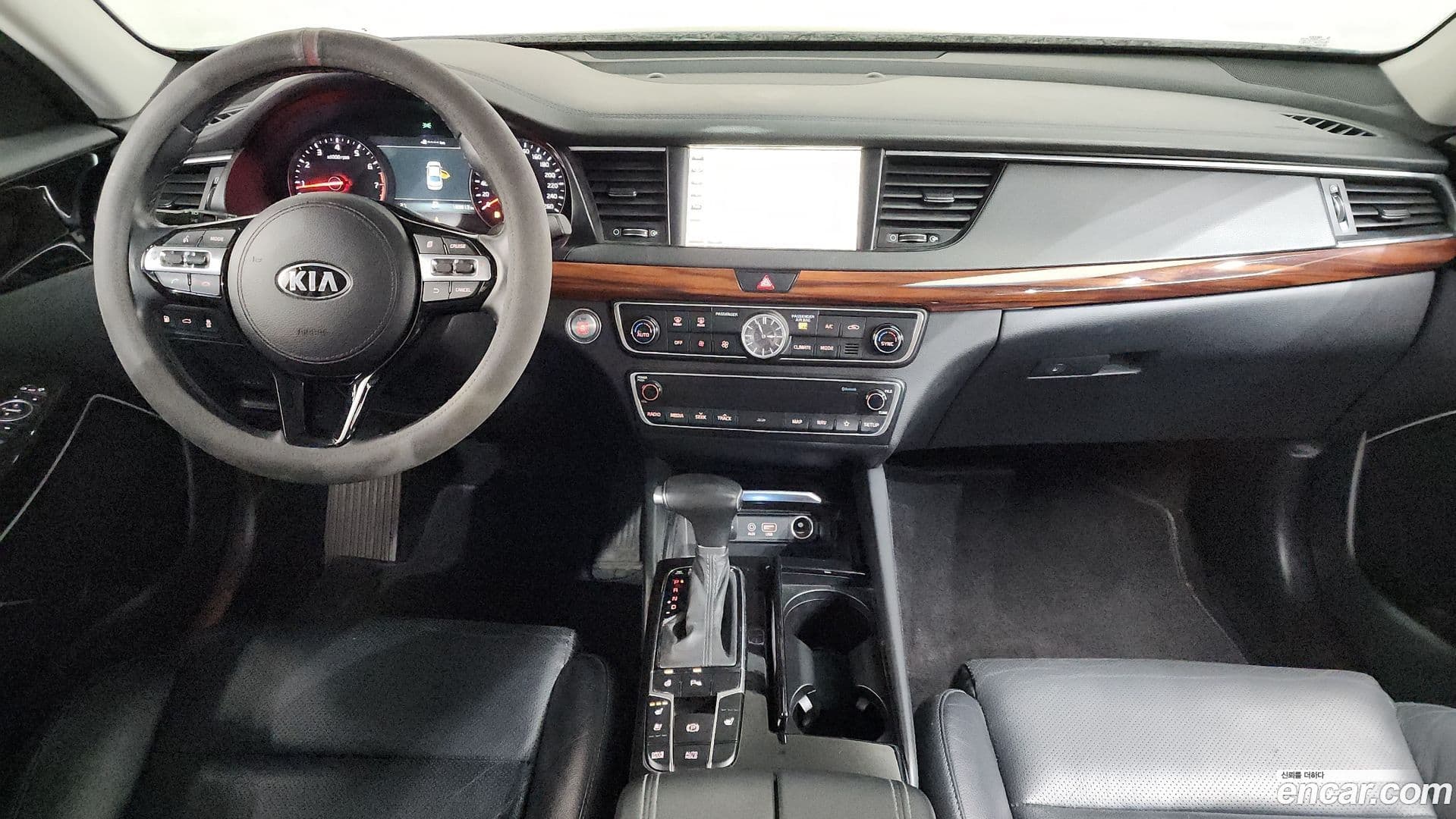 Main__Slider__Photo:K7 Kia 2017.2-6