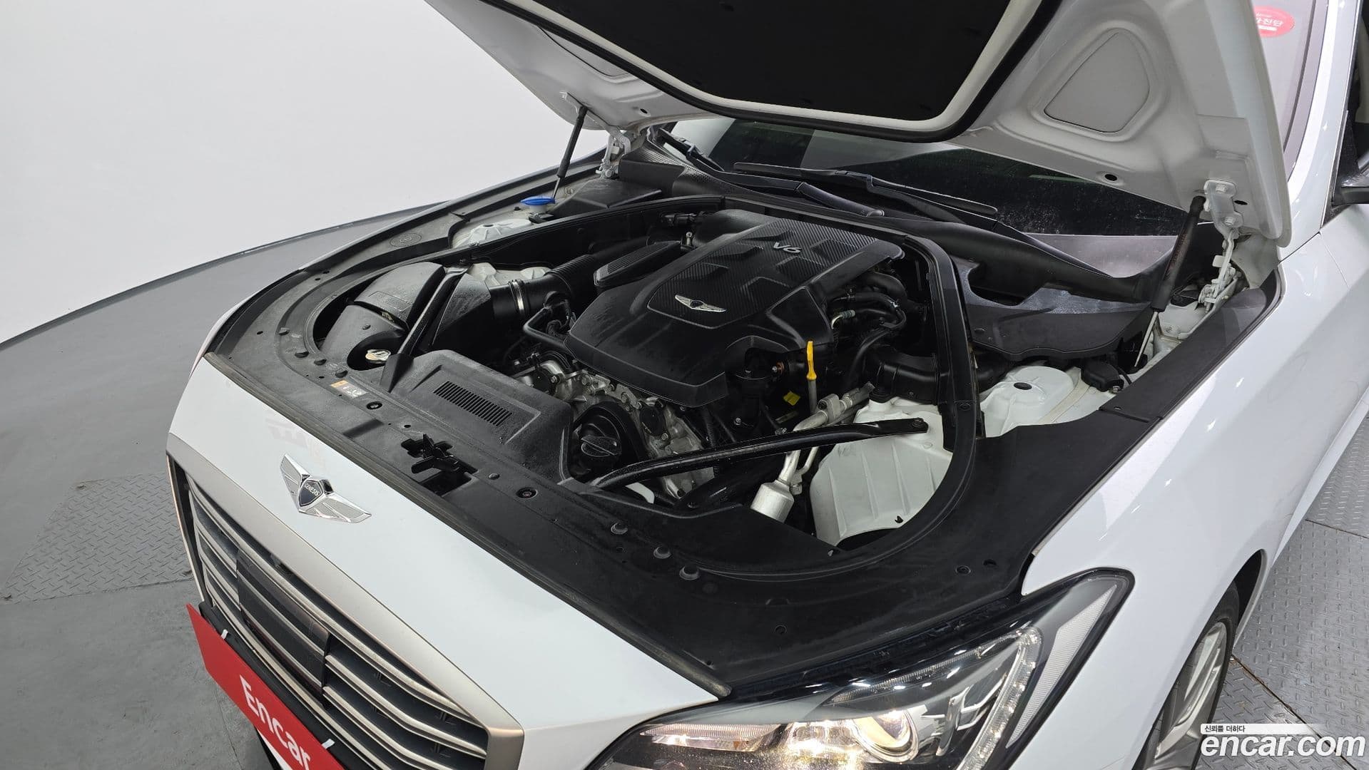 Main__Slider__Photo:G80 Genesis 2017.7-5