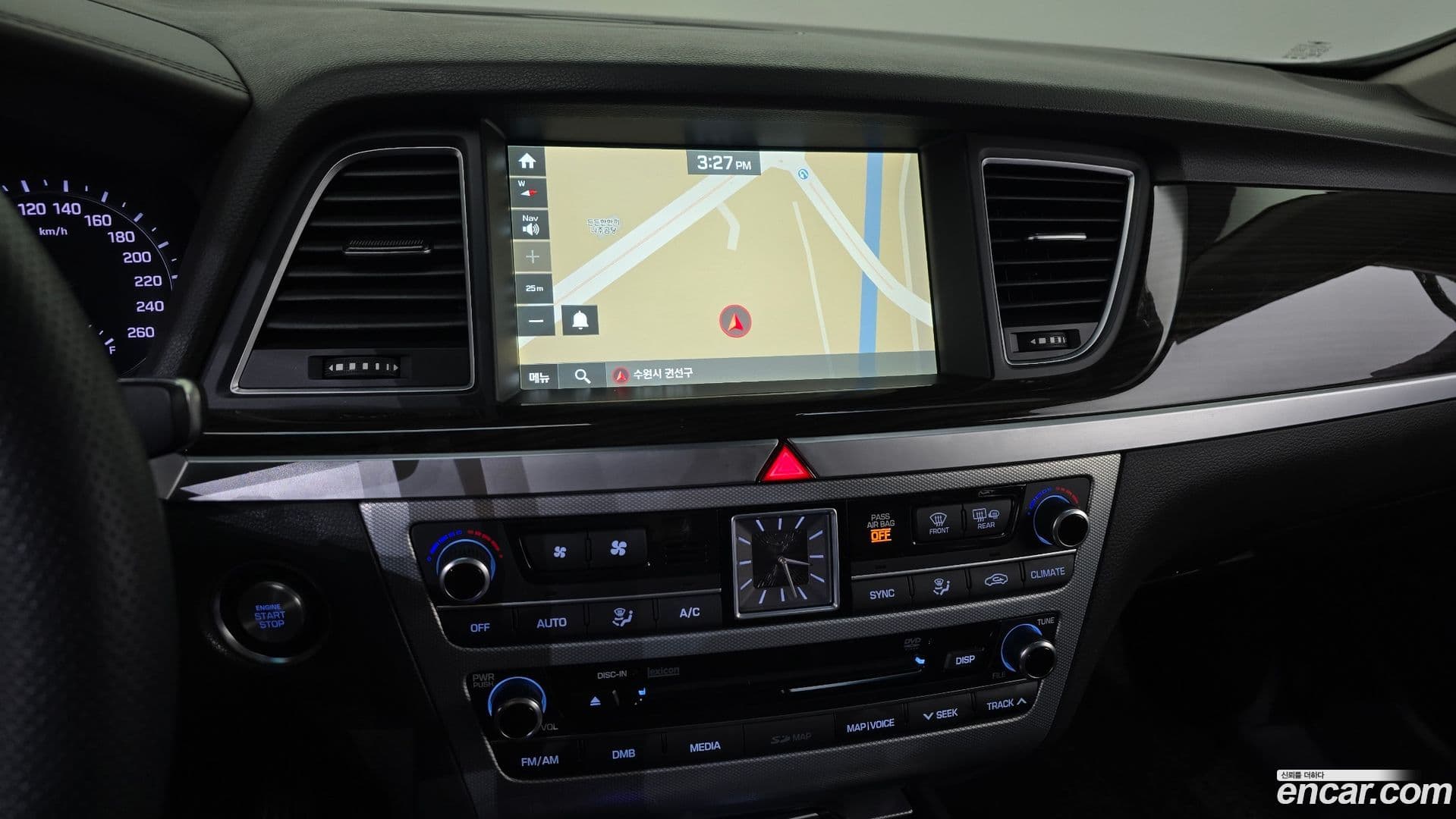 Main__Slider__Photo:G80 Genesis 2017.7-14