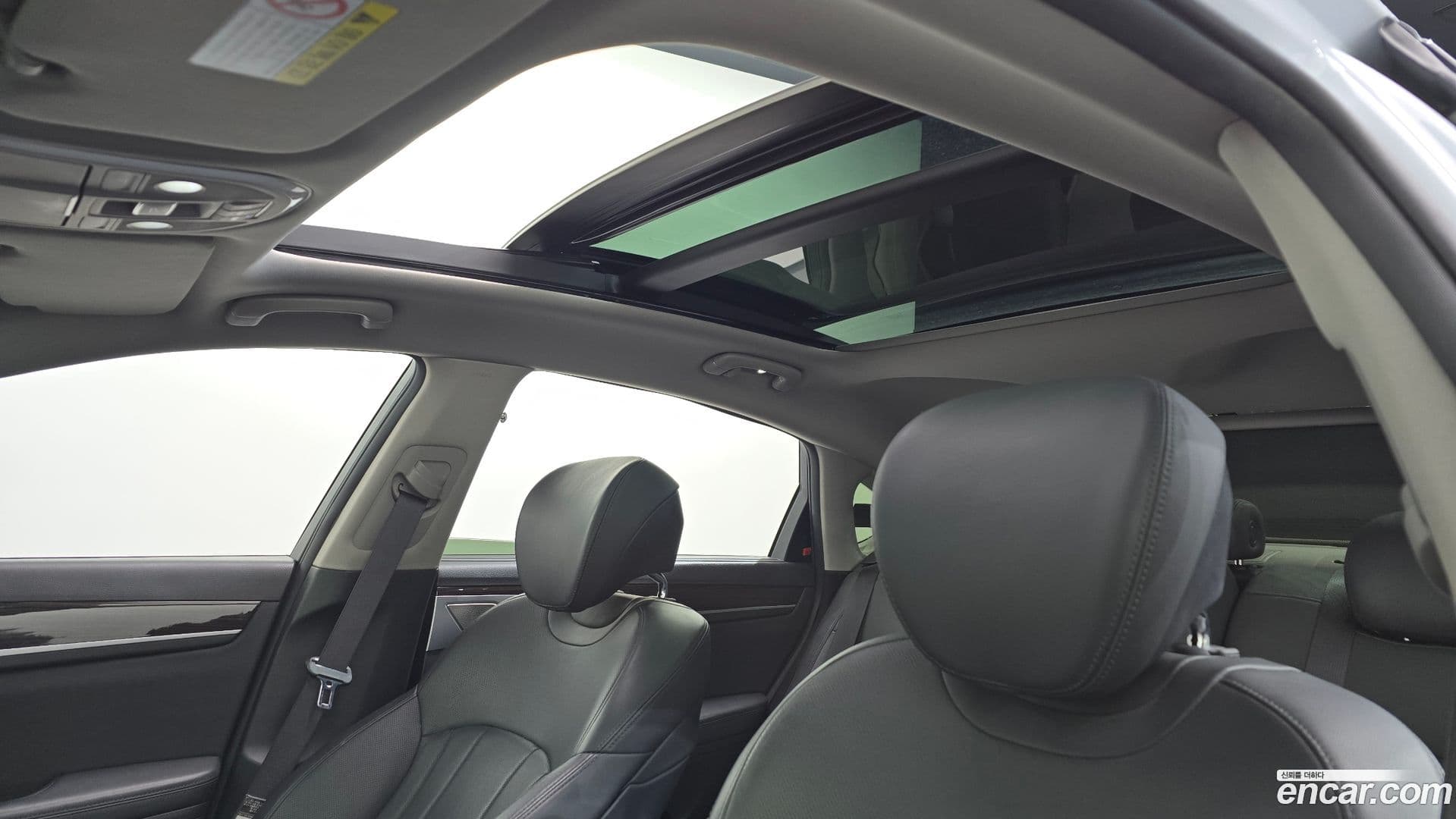 Main__Slider__Photo:G80 Genesis 2017.7-18