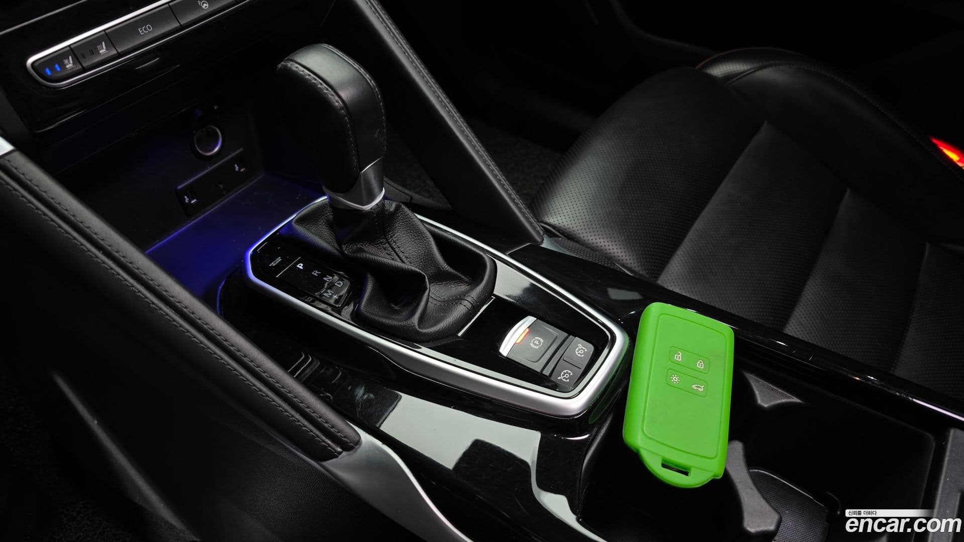 Main__Slider__Photo:QM6 Renault-KoreaSamsung 2021.2-8