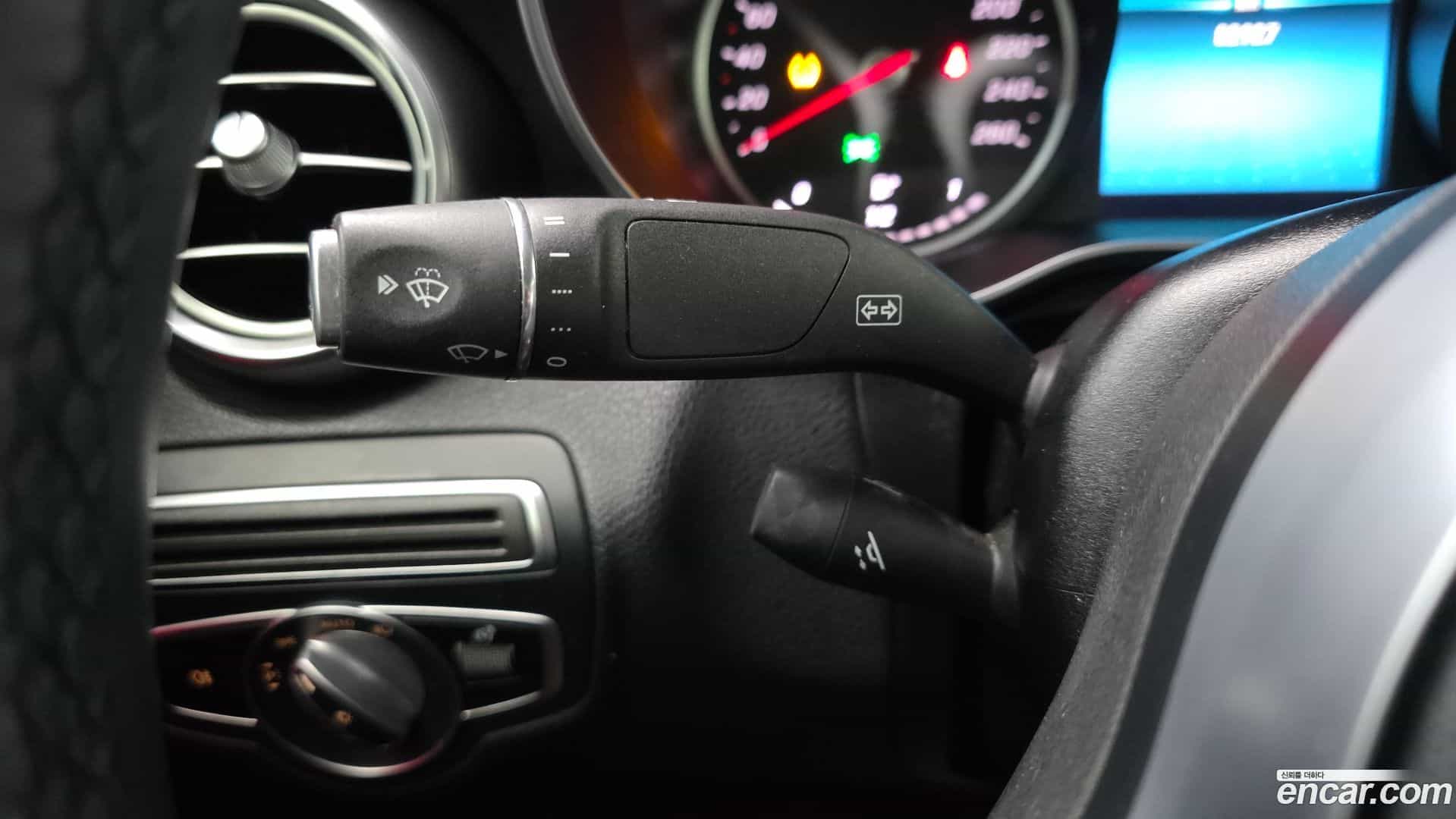 C-Class Mercedes-Benz 2019.9-OPTION-017