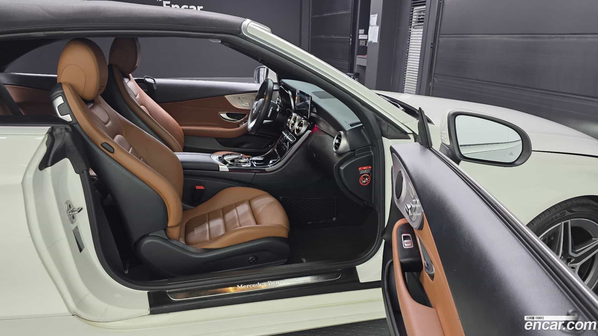 C-Class Mercedes-Benz 2019.9-OPTION-023