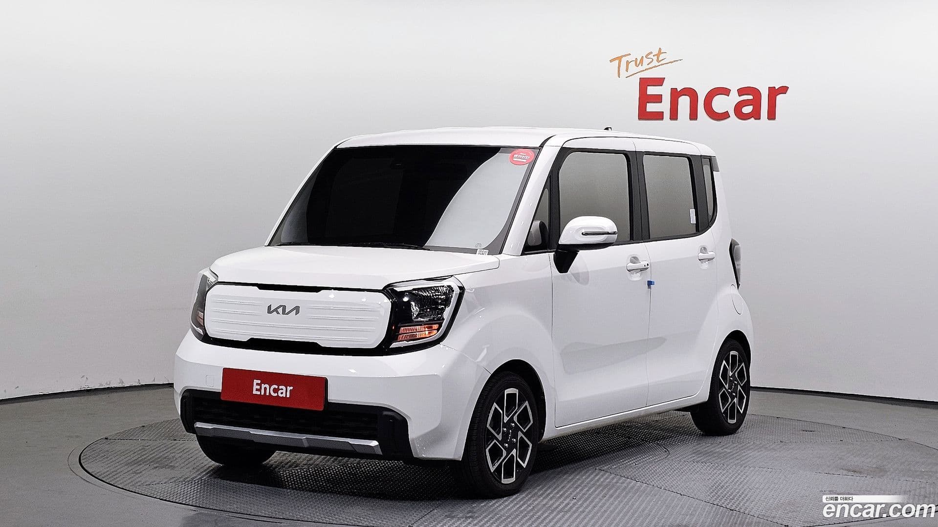 Main__Slider__Photo:RAY Kia 2023.1-0