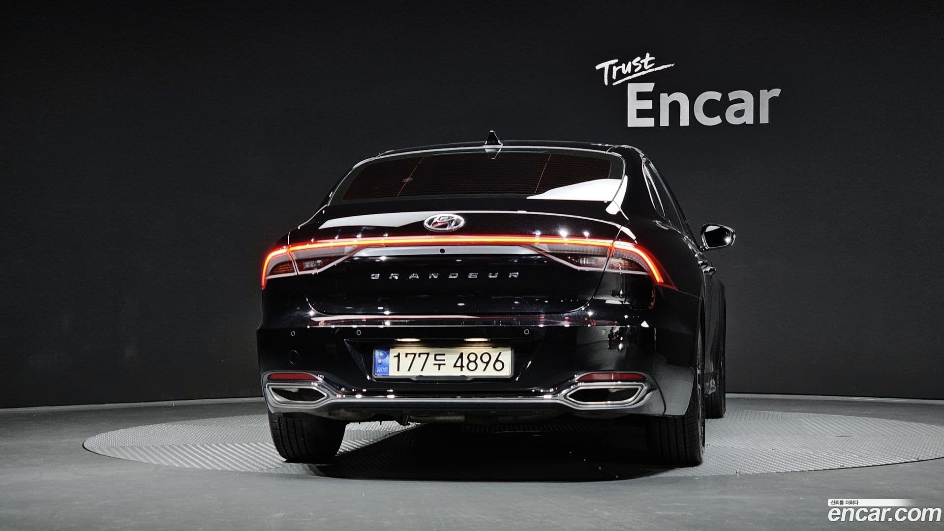 Main__Slider__Photo:Grandeur Hyundai 2020.9-3