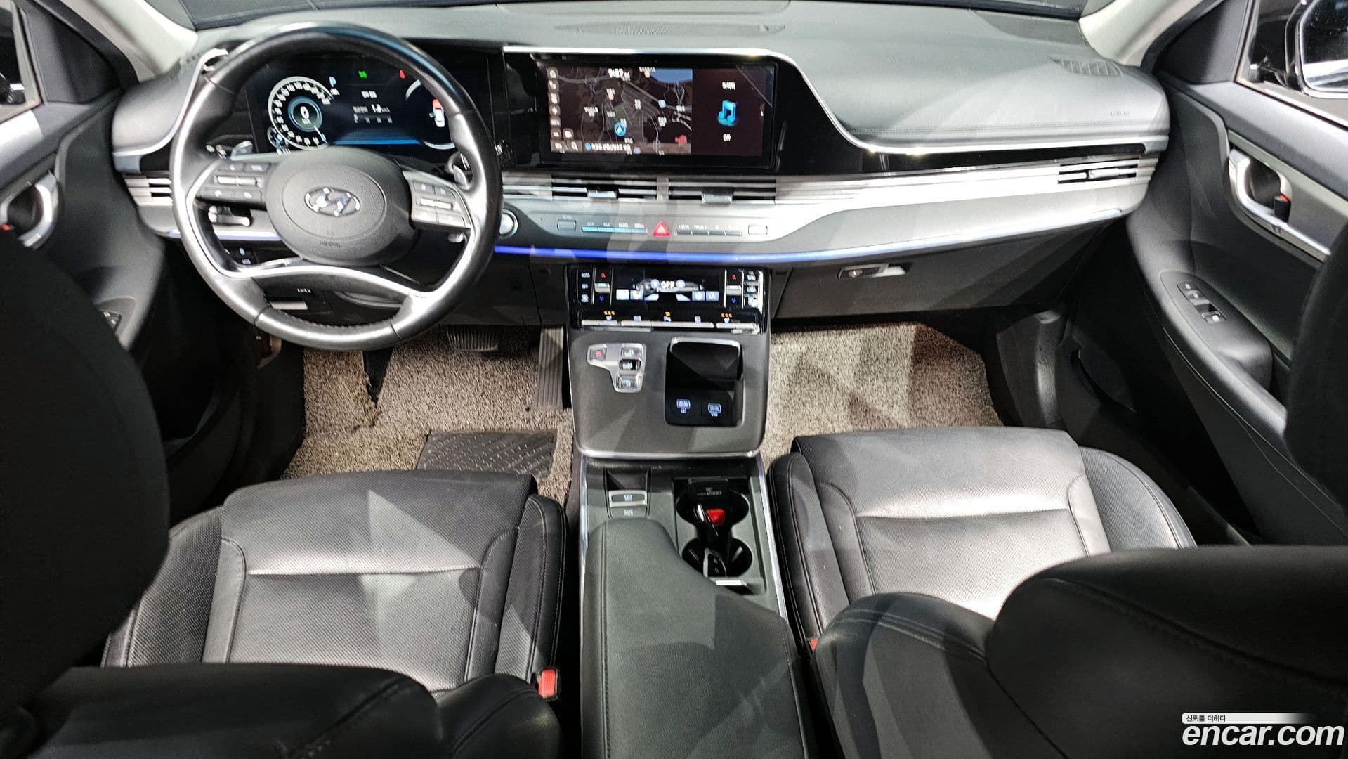 Main__Slider__Photo:Grandeur Hyundai 2020.9-6