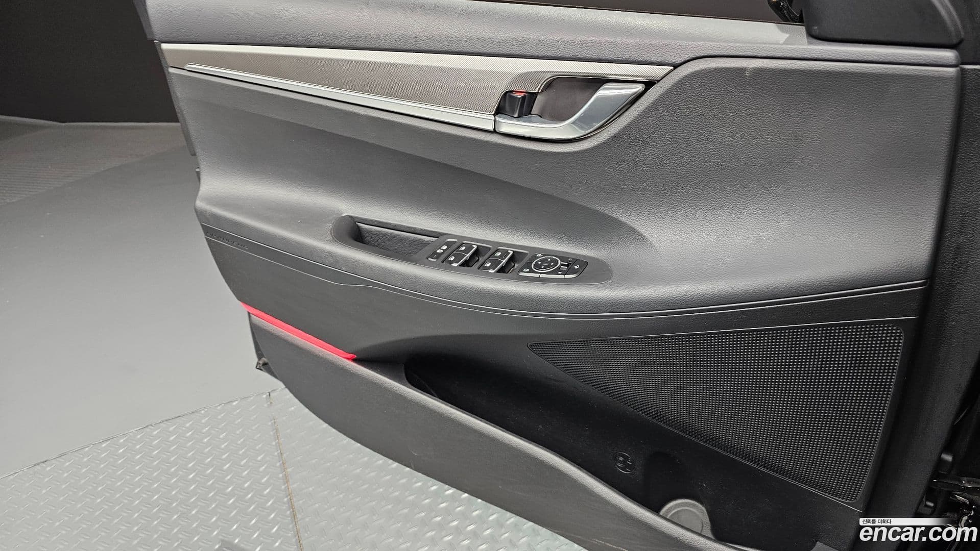 Main__Slider__Photo:Grandeur Hyundai 2020.9-15