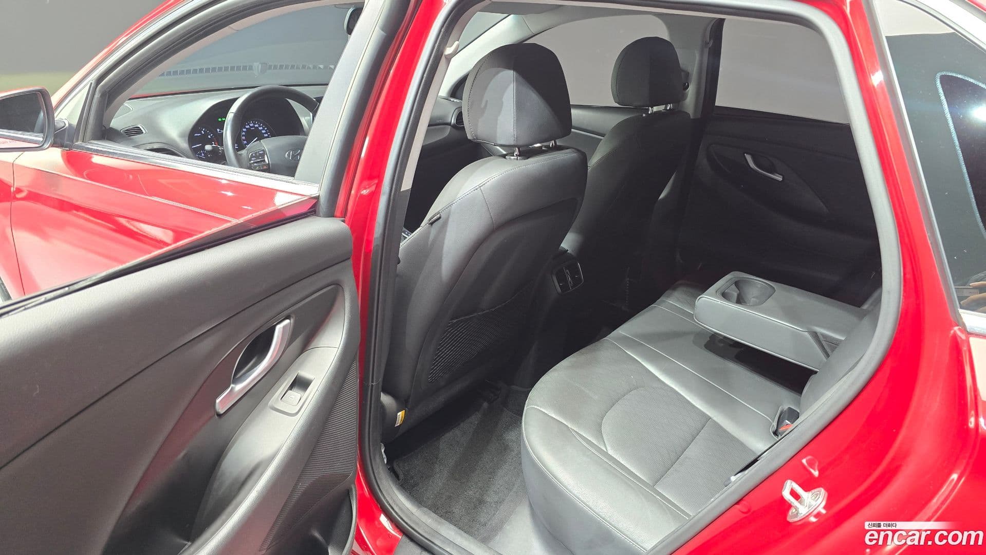 Main__Slider__Photo:i30 Hyundai 2017.2-10