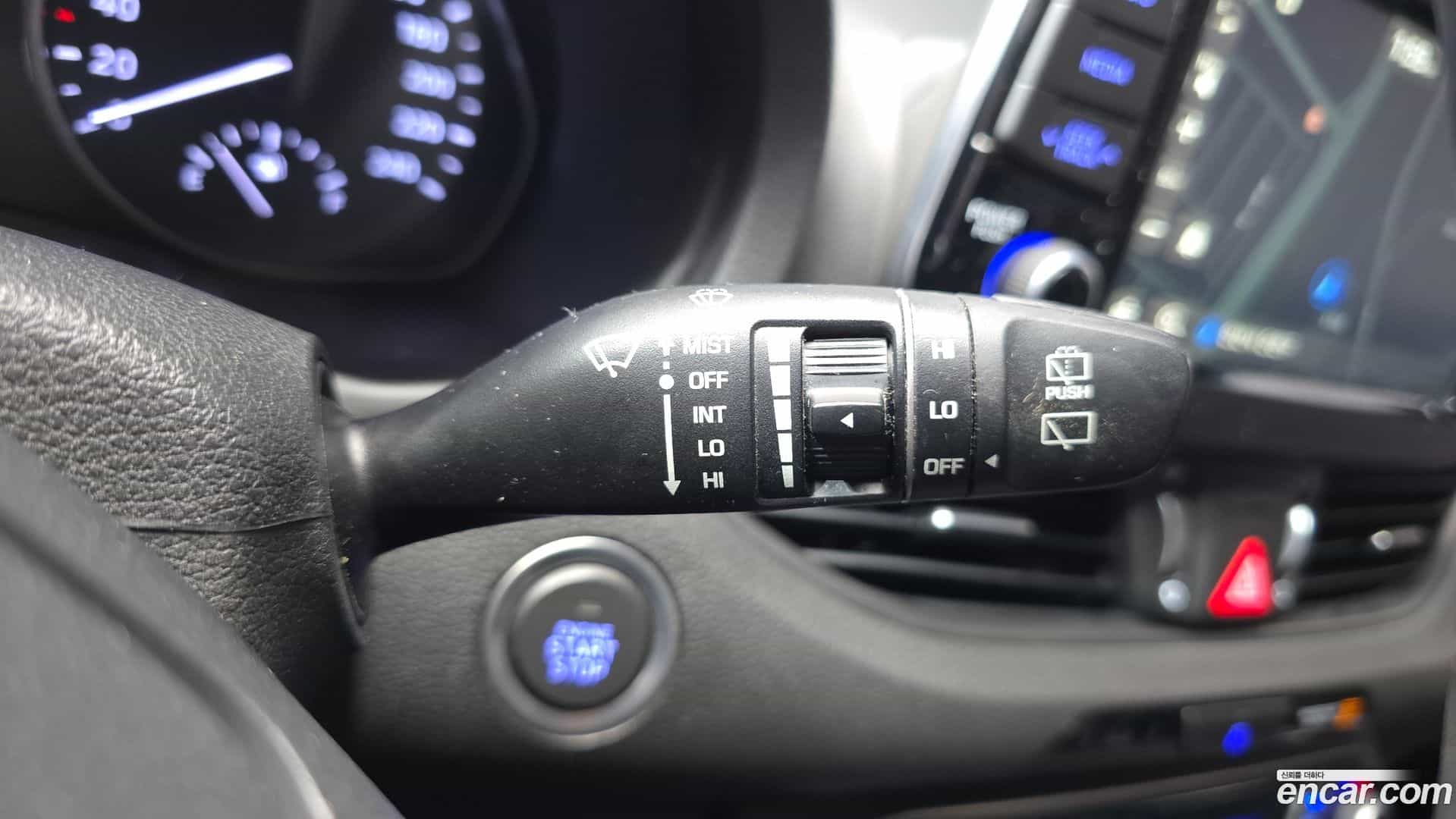 i30 Hyundai 2017.2-OPTION-021