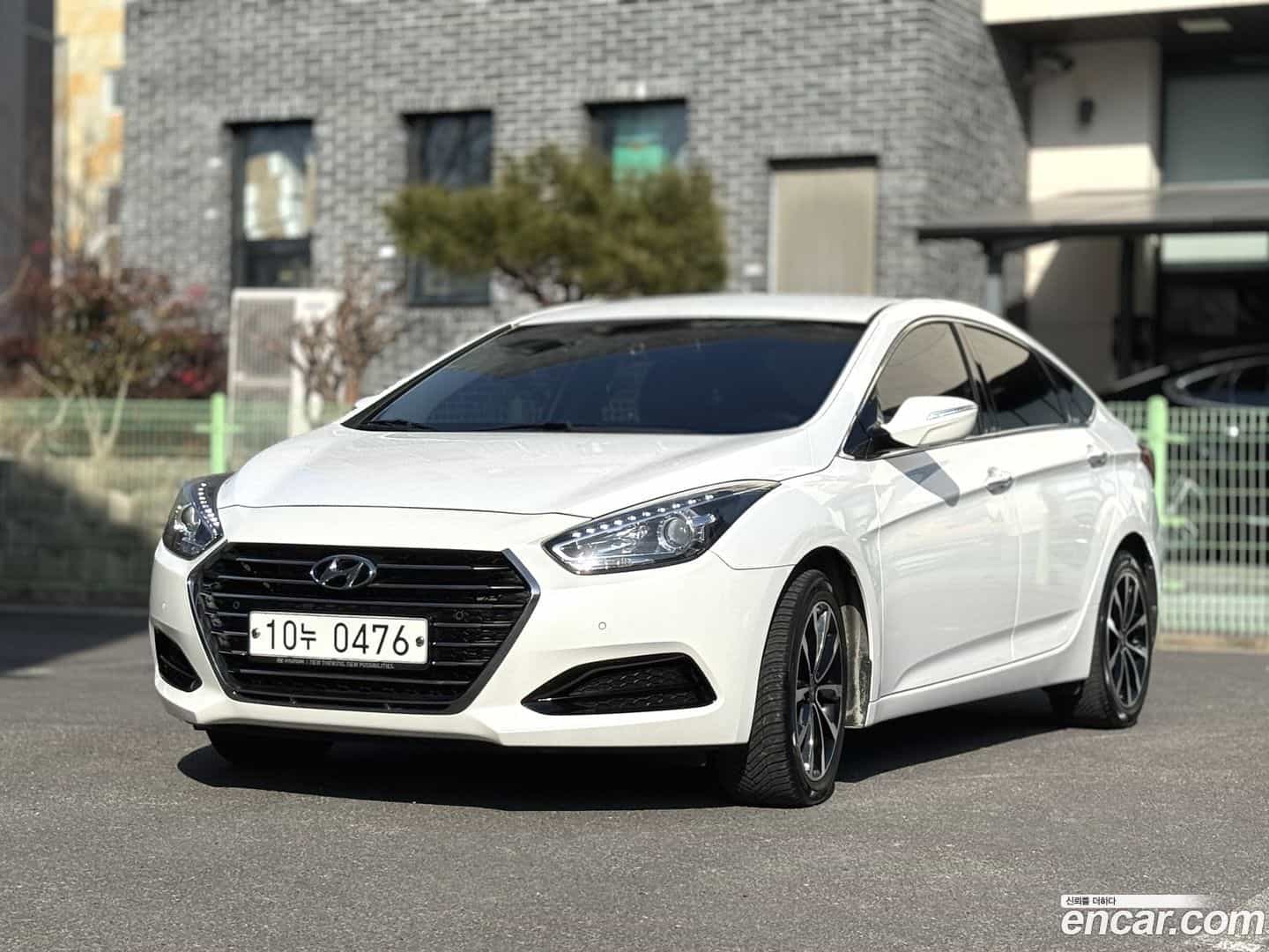 i40 Hyundai 2016.3-OUTER-001