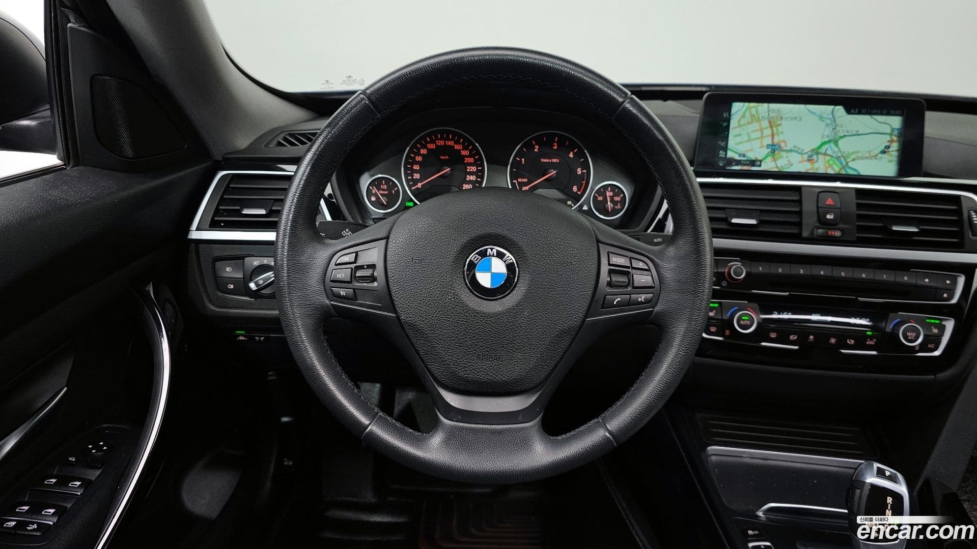 Main__Slider__Photo:Gran Turismo BMW 2017.8-12