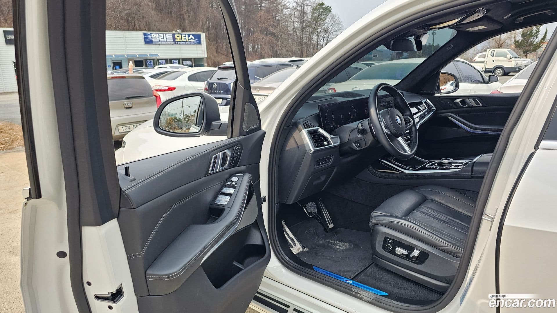 Main__Slider__Photo:X7 BMW 2024.6-9