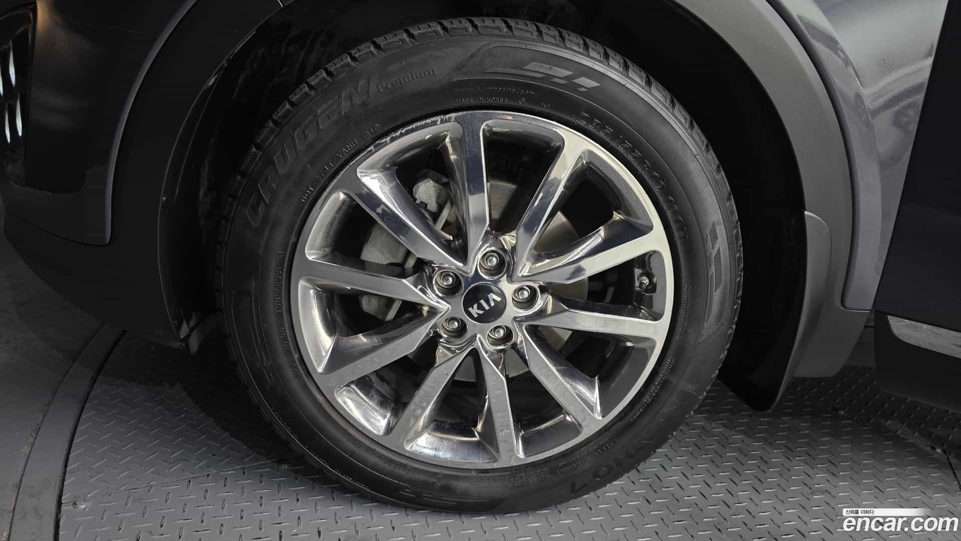 Sorento Kia 2017.1-OUTER-005