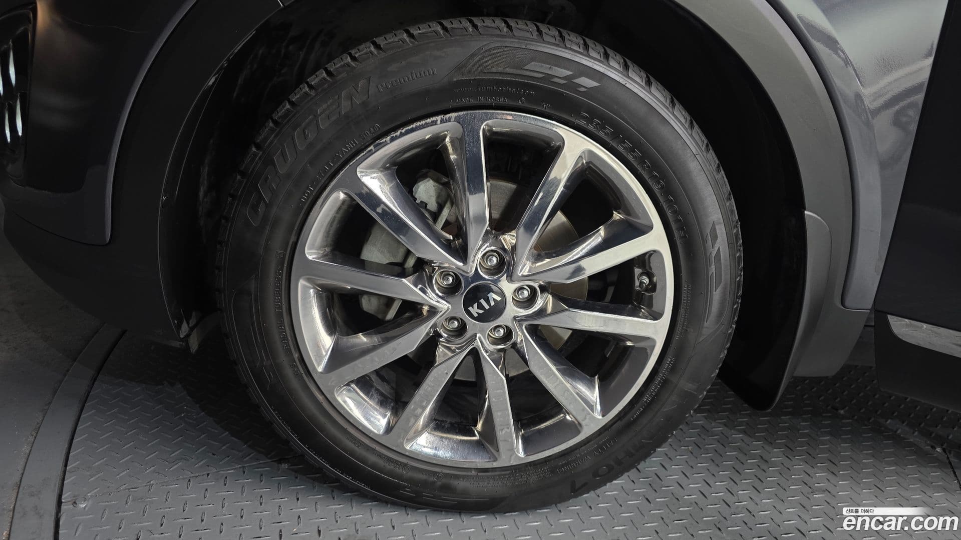 Main__Slider__Photo:Sorento Kia 2017.1-4