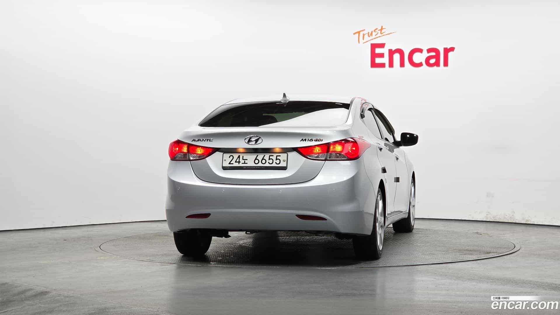 AVANTE Hyundai 2010.11-OUTER-004