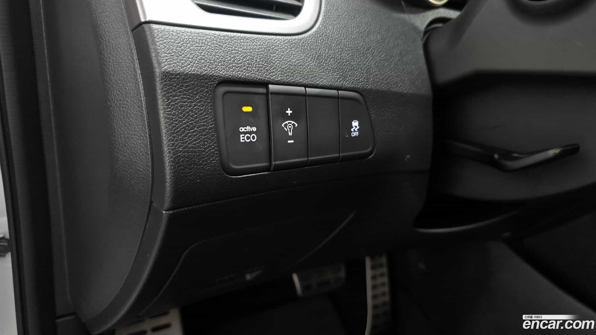 AVANTE Hyundai 2010.11-OPTION-021