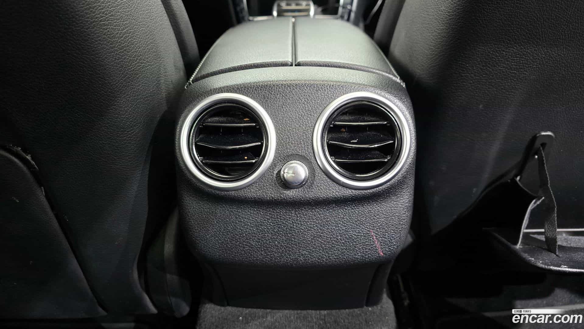 C-Class Mercedes-Benz 2015.0-OPTION-023