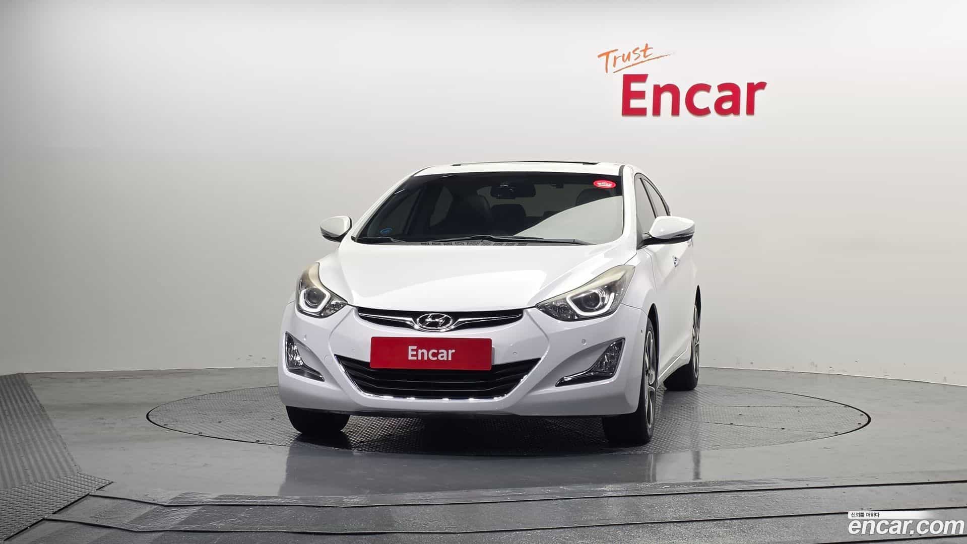 AVANTE Hyundai 2013.9-OUTER-003