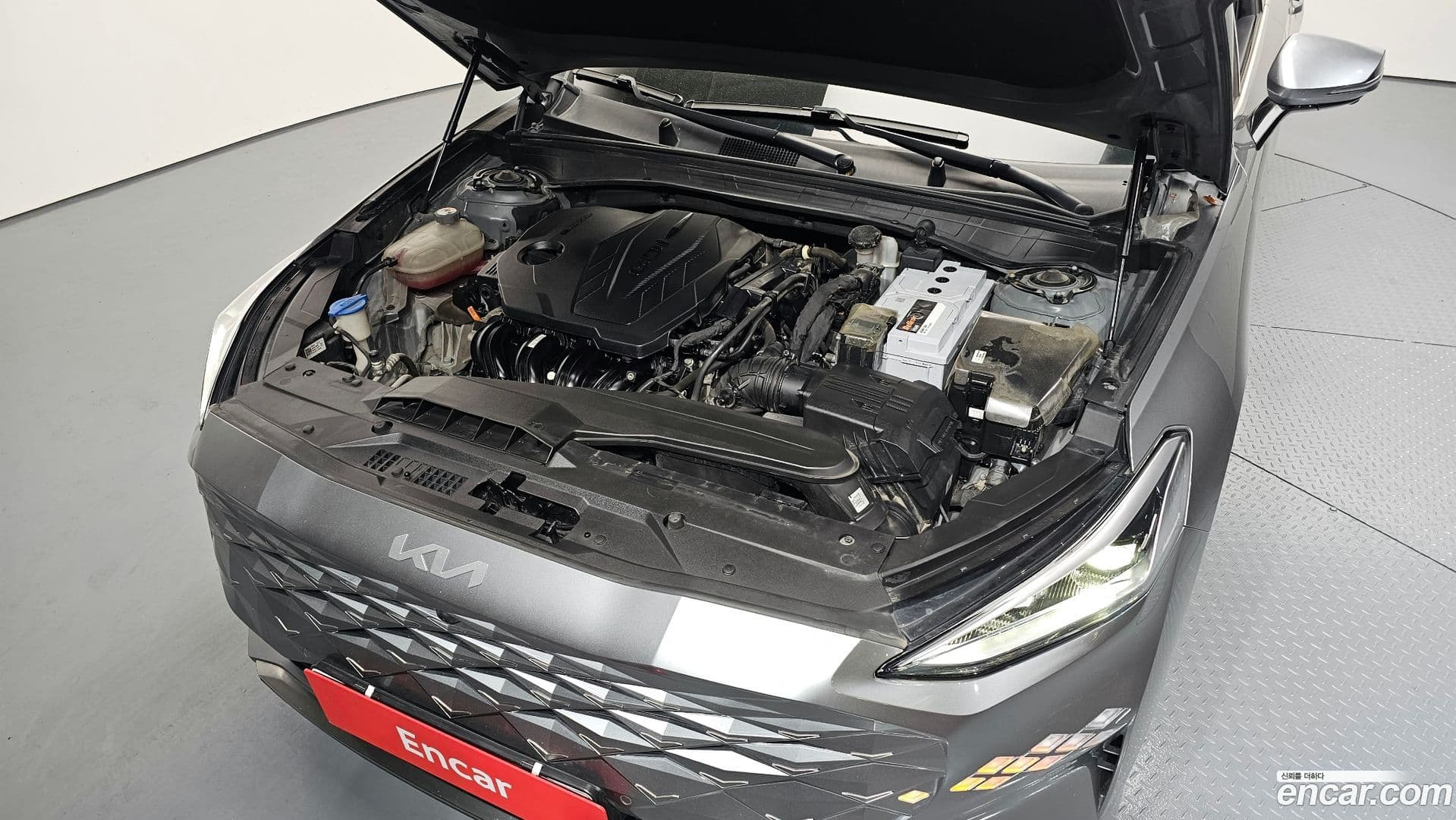 Main__Slider__Photo:K8 Kia 2022.4-5