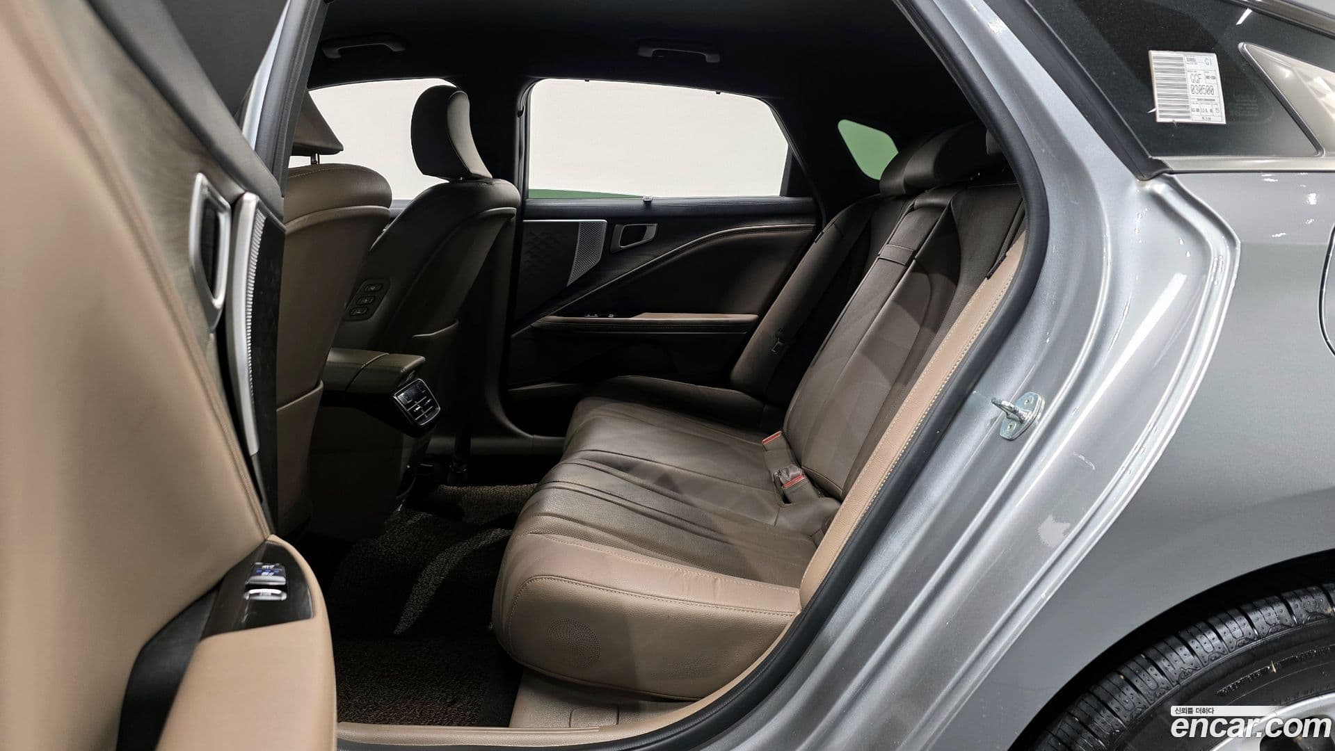 Main__Slider__Photo:K8 Kia 2022.4-11