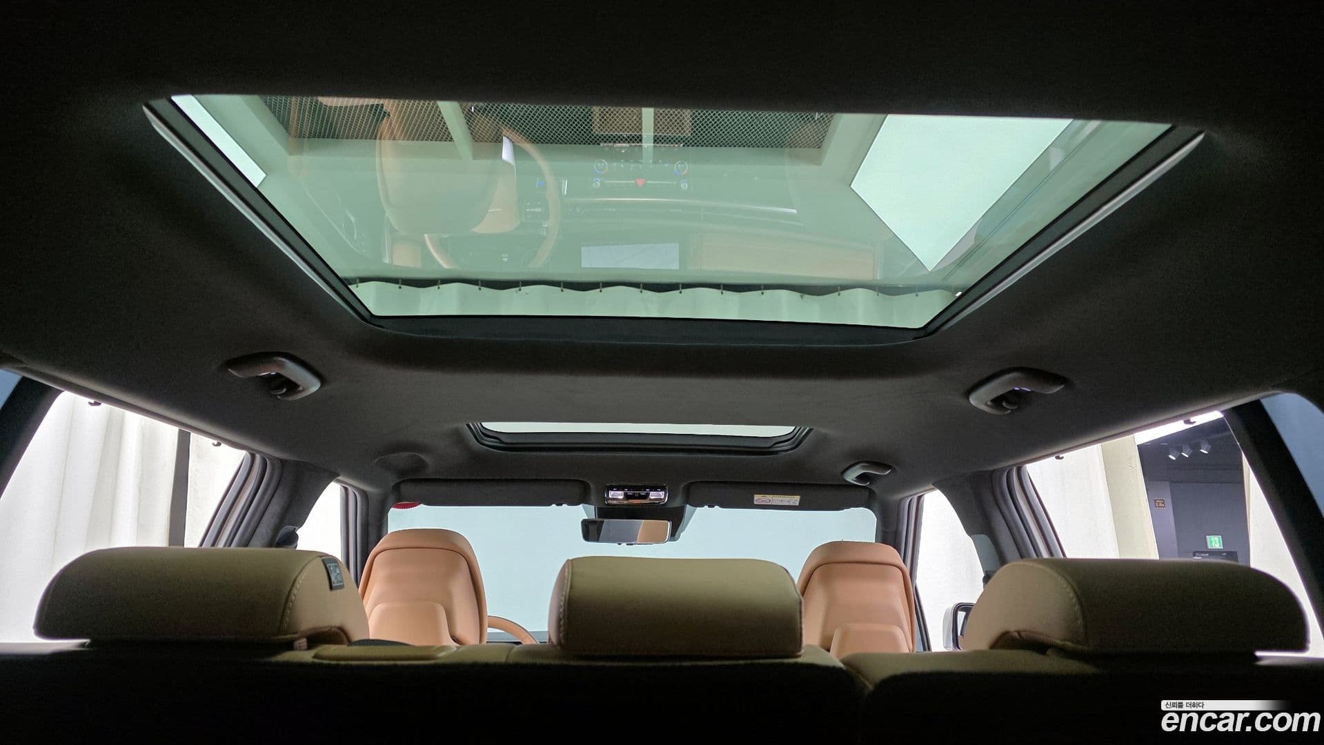 Main__Slider__Photo:Santafe Hyundai 2024.0-16