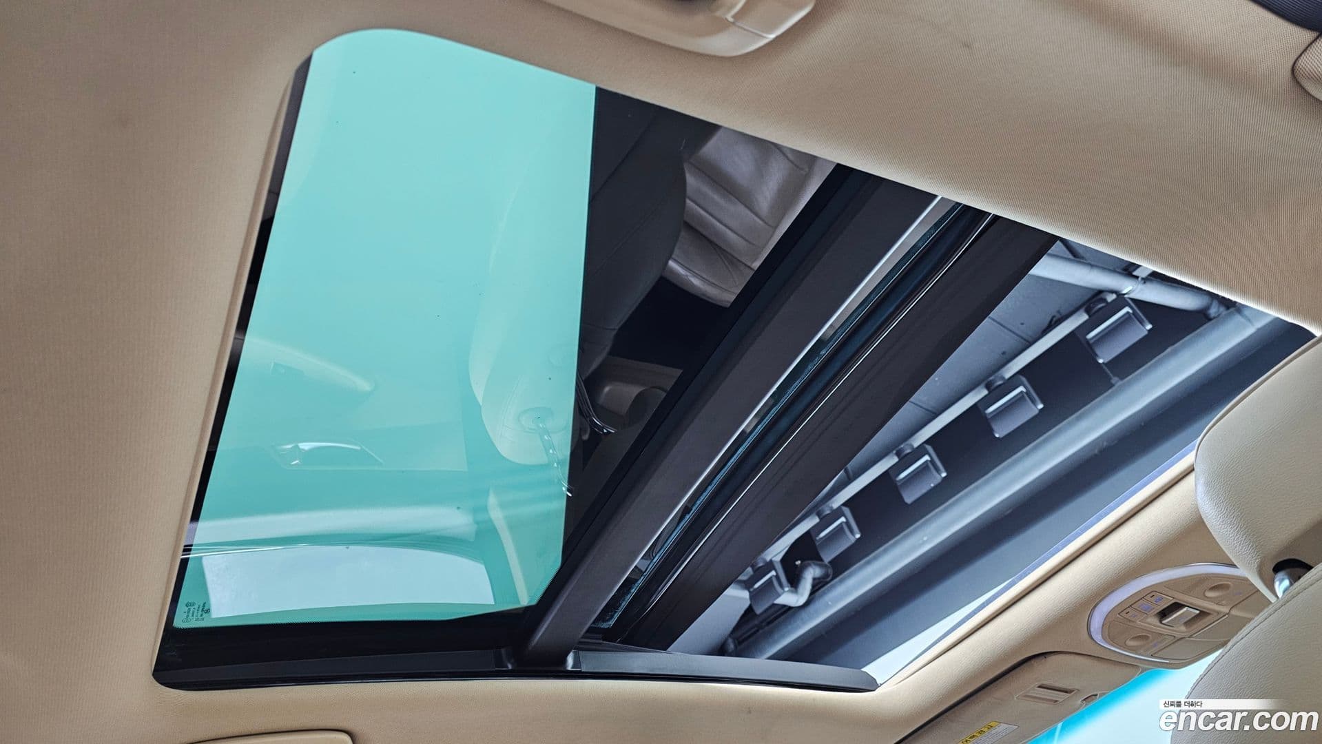 Main__Slider__Photo:Genesis Hyundai 2015.8-18