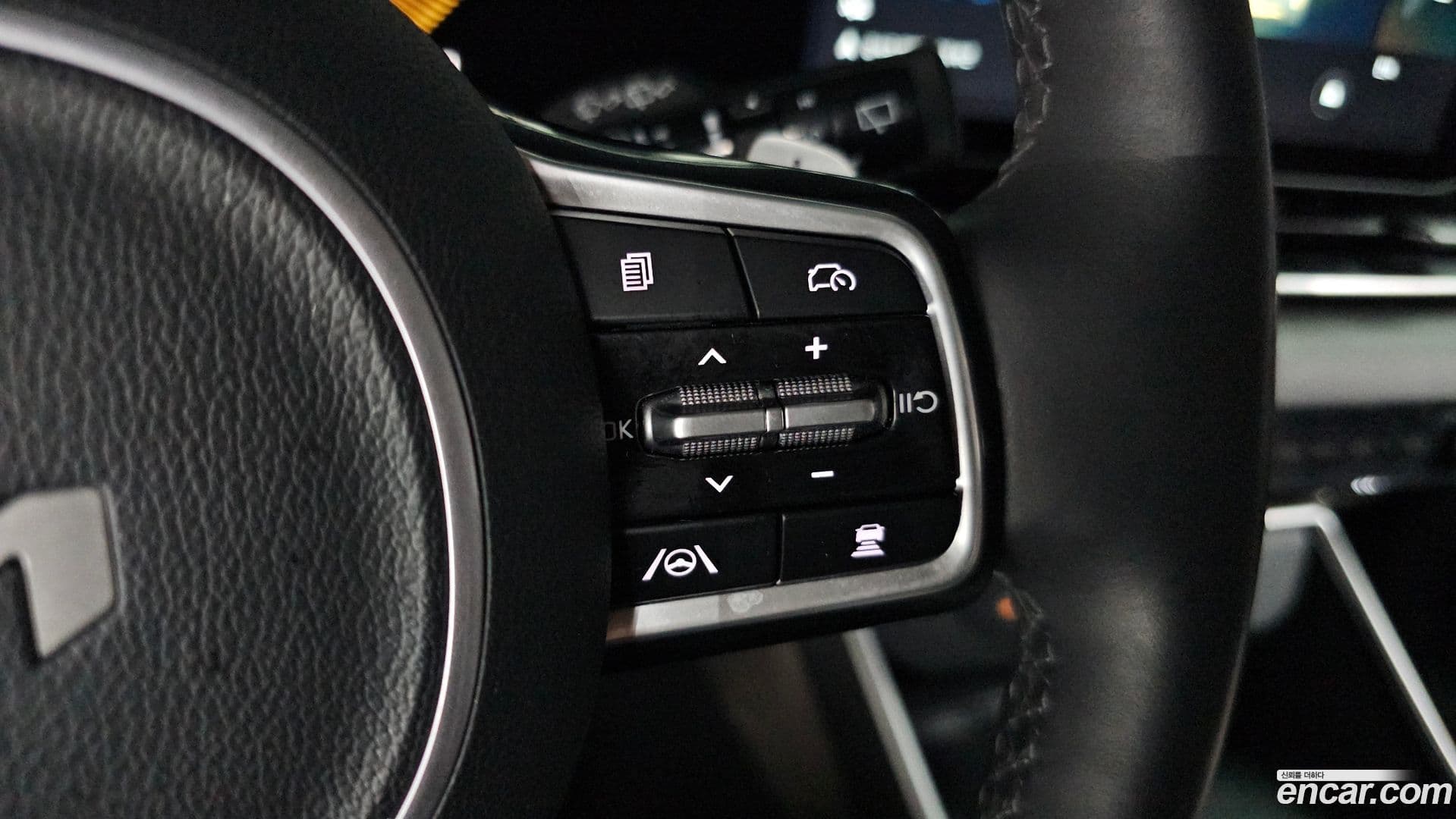 Main__Slider__Photo:Canival Kia 2024.2-17