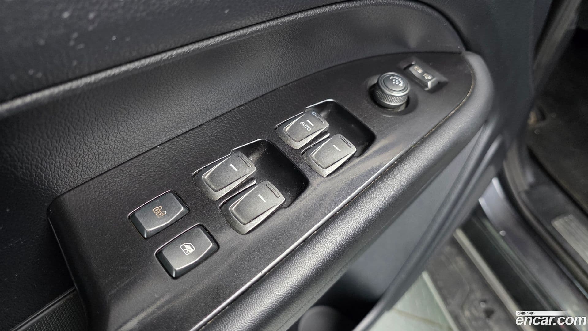 Main__Slider__Photo:Rexton KG_Mobility_Ssangyong 2020.10-11