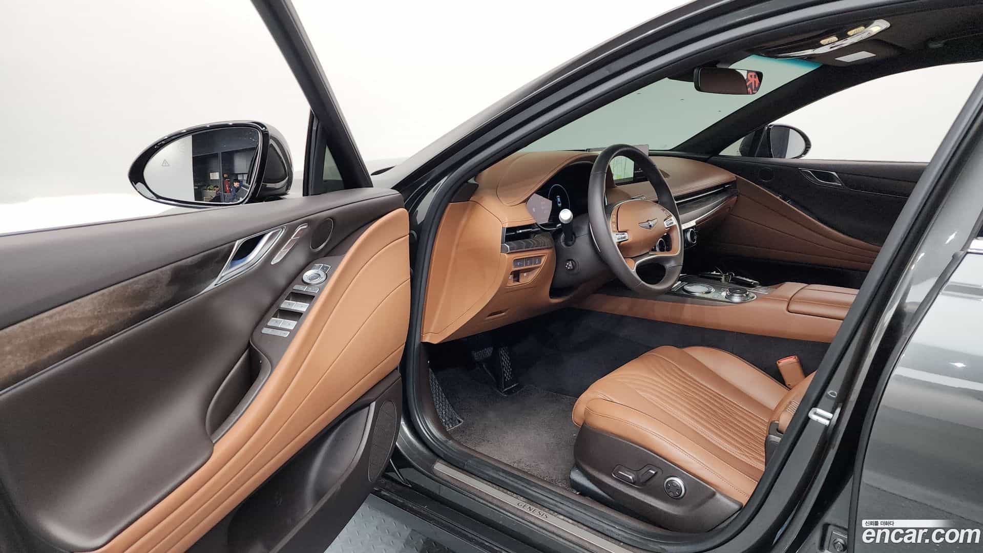 G80 Genesis 2022.7-INNER-010