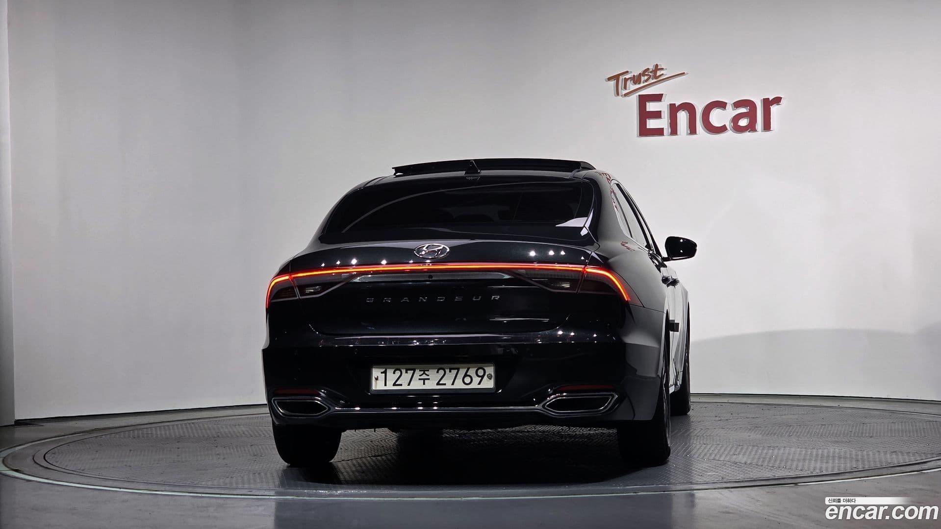 Main__Slider__Photo:Grandeur Hyundai 2020.5-3