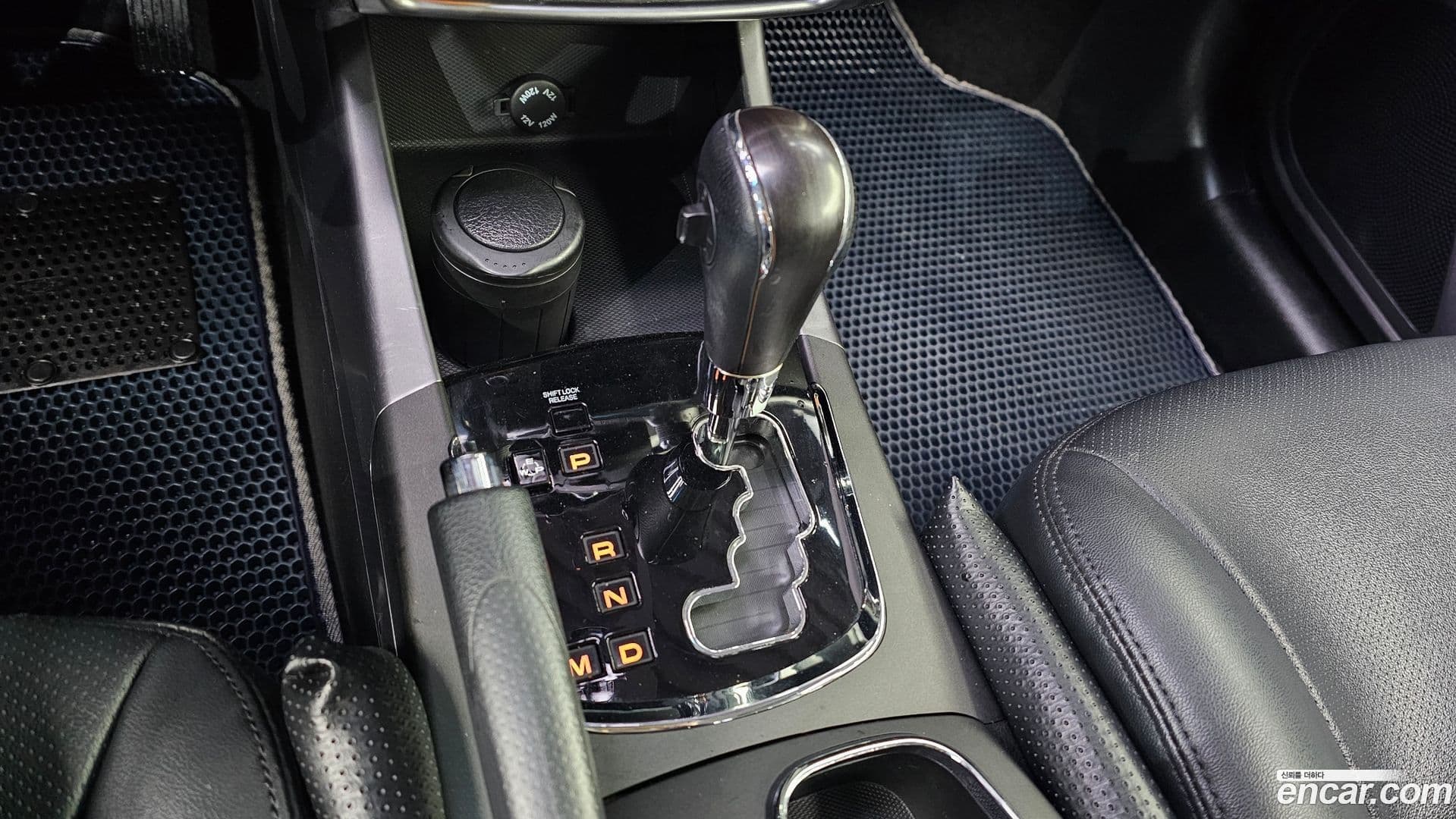 Main__Slider__Photo:KORANDO KG_Mobility_Ssangyong 2015.0-8