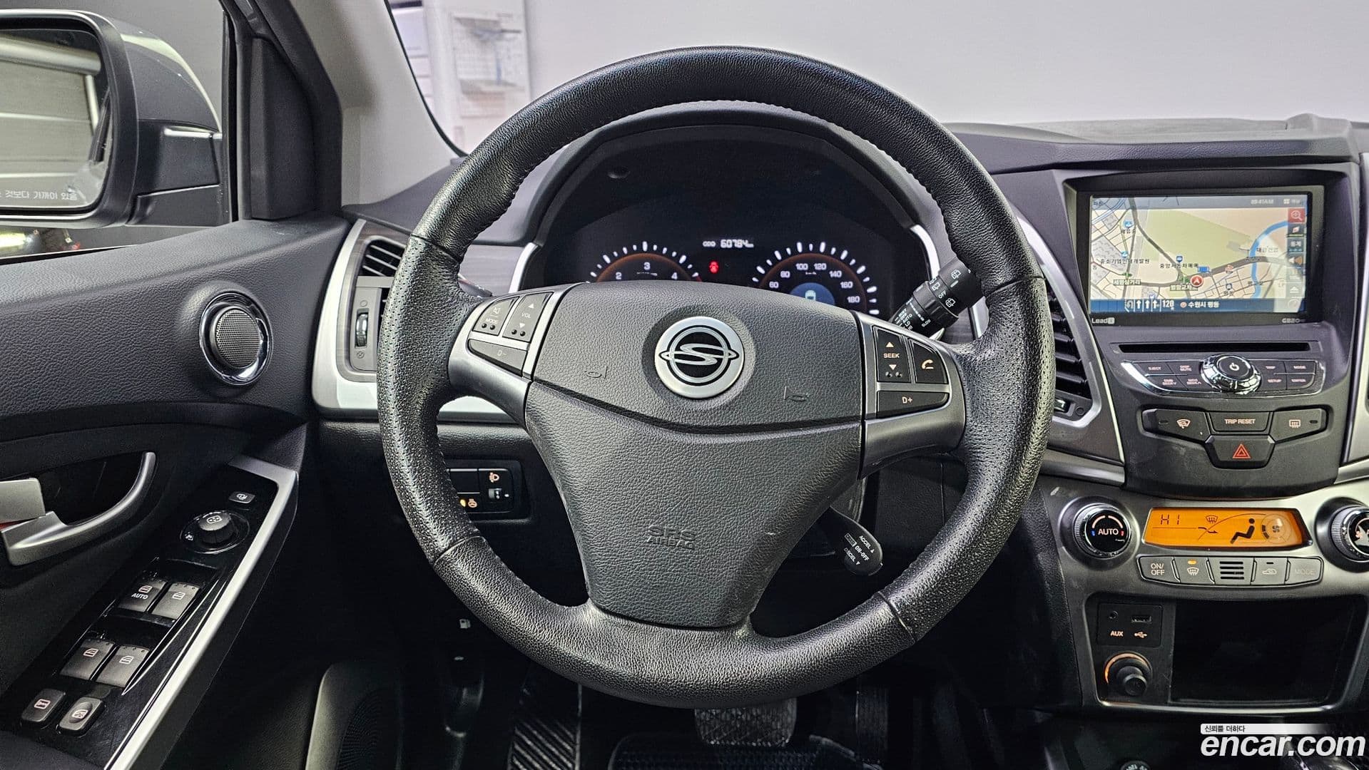 Main__Slider__Photo:KORANDO KG_Mobility_Ssangyong 2015.0-12