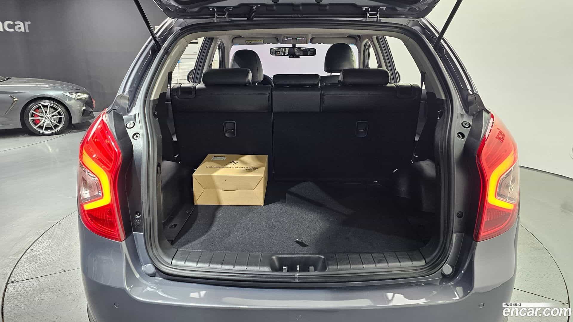 KORANDO KG_Mobility_Ssangyong 2015.0-OPTION-024