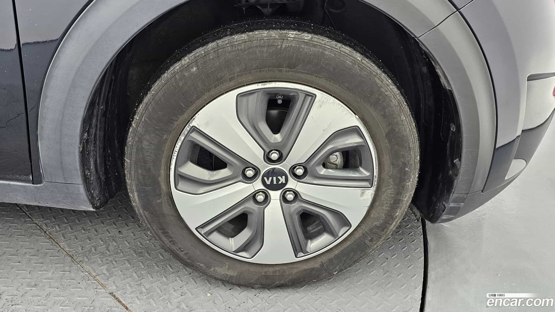 Niro Kia 2016.5-OUTER-005