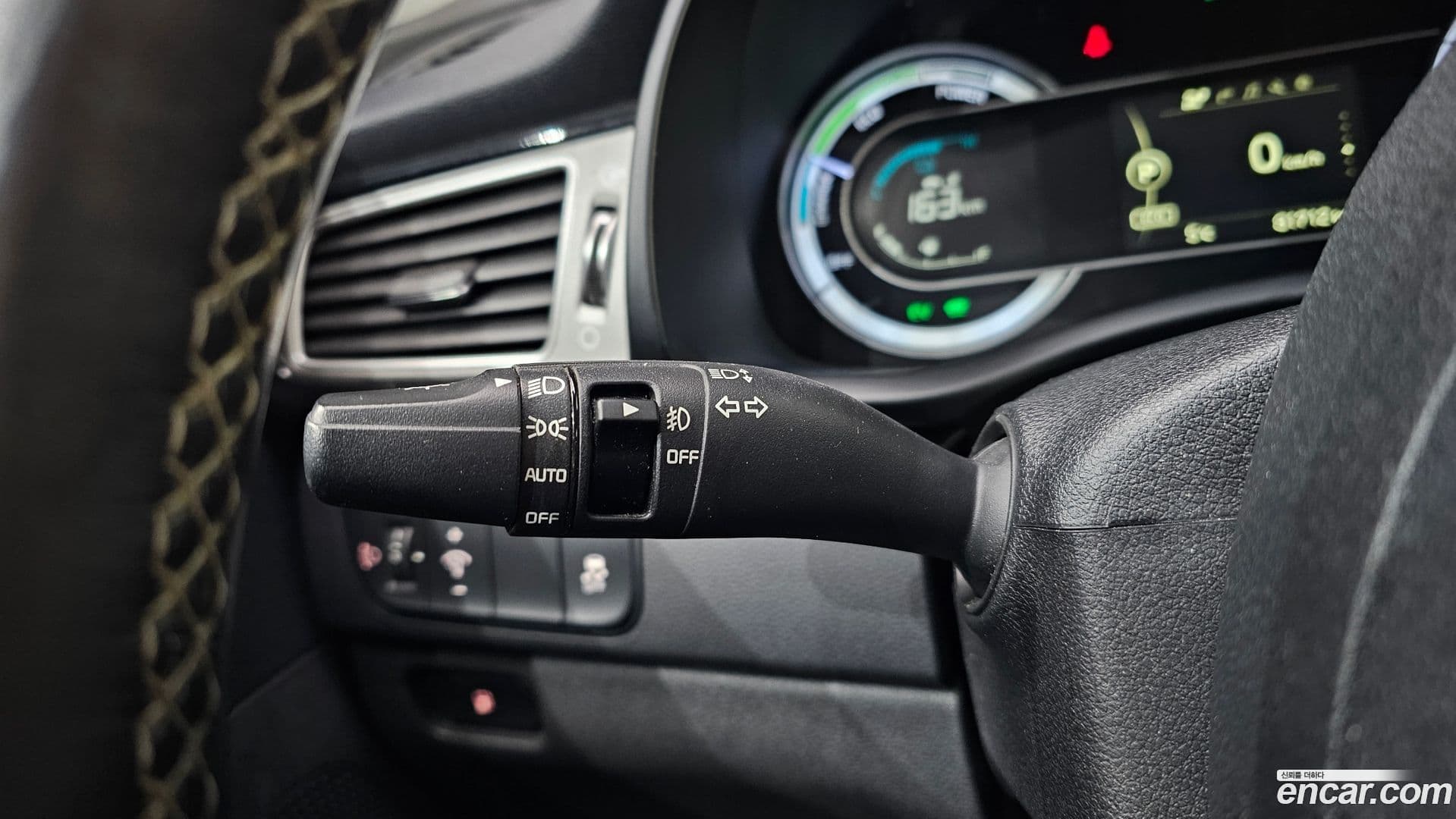 Main__Slider__Photo:Niro Kia 2016.5-17