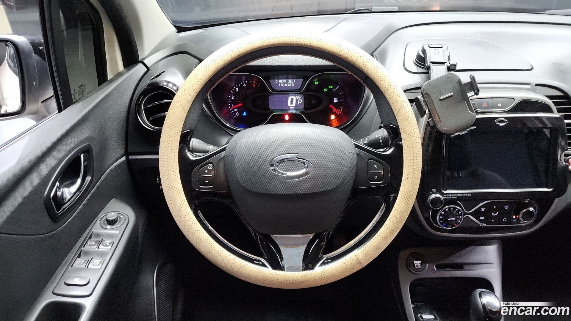 Main__Slider__Photo:QM3 Renault-KoreaSamsung 2016.6-12