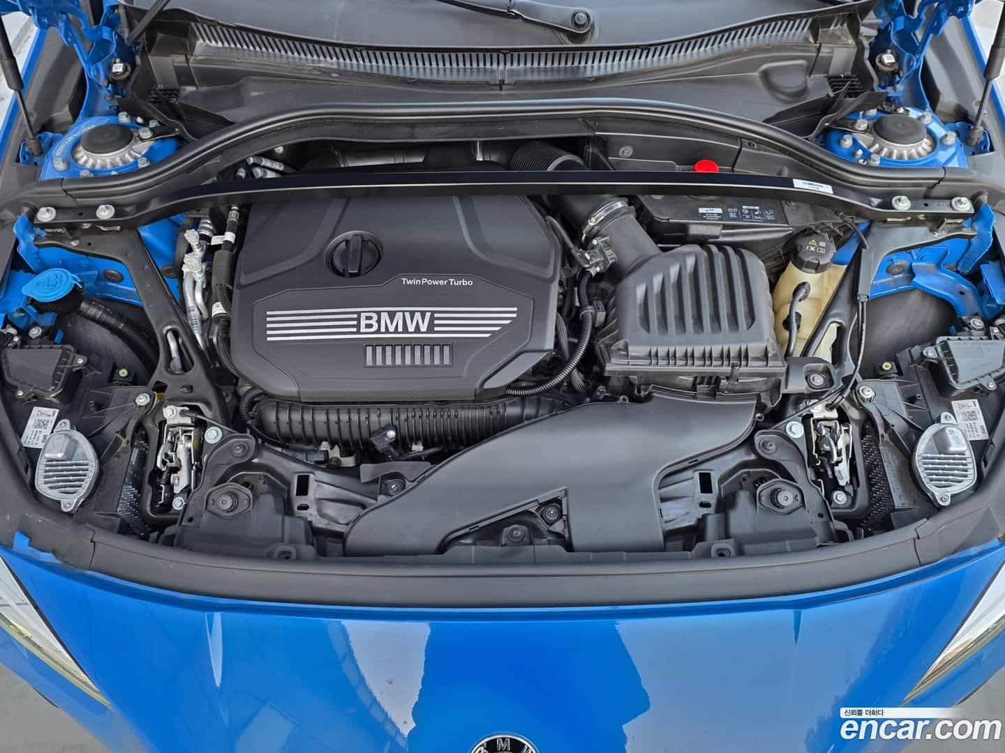 2-Series BMW 2022.10-INNER-006