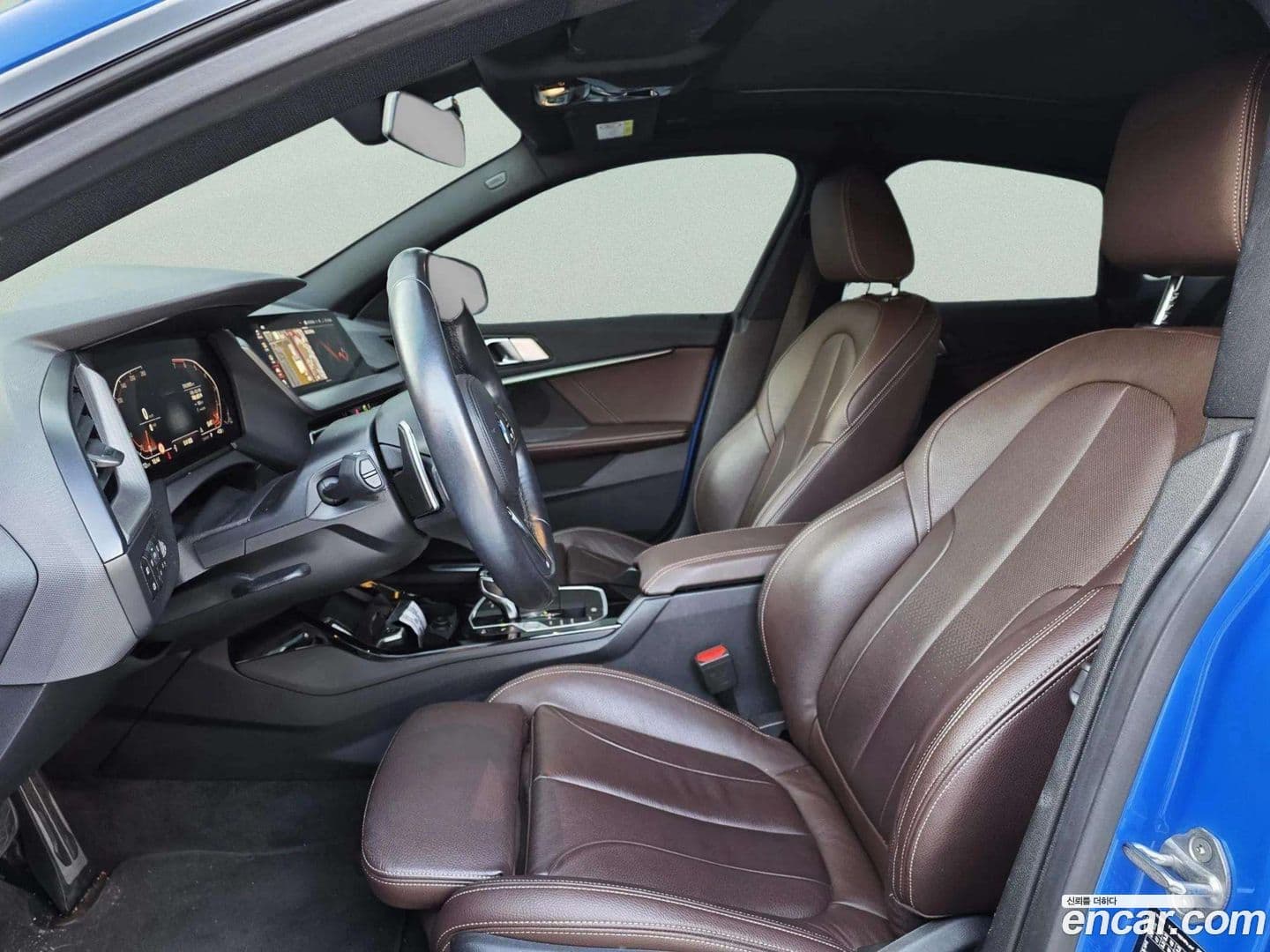 Main__Slider__Photo:2-Series BMW 2022.10-9