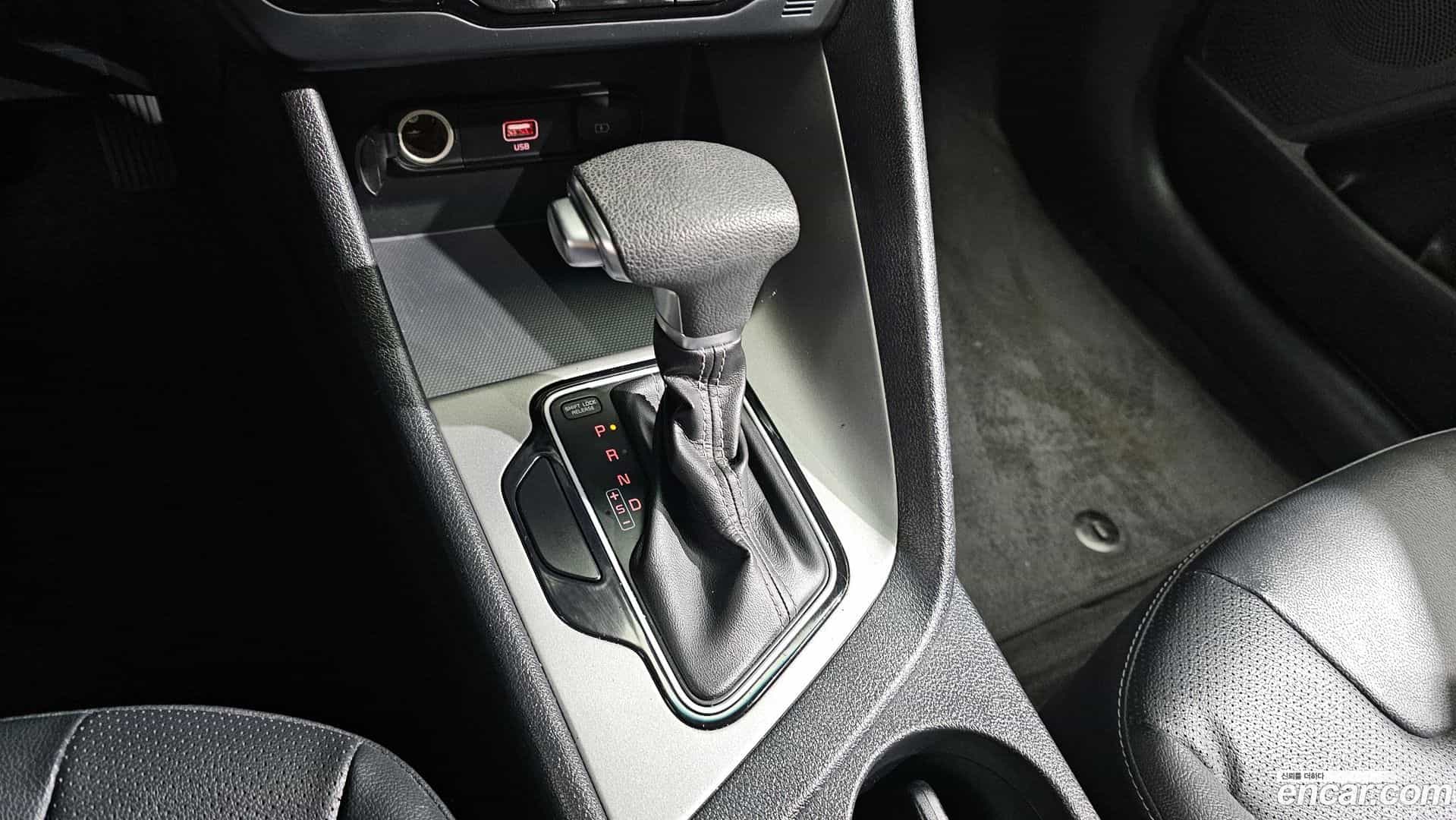 Niro Kia 2021.8-INNER-009