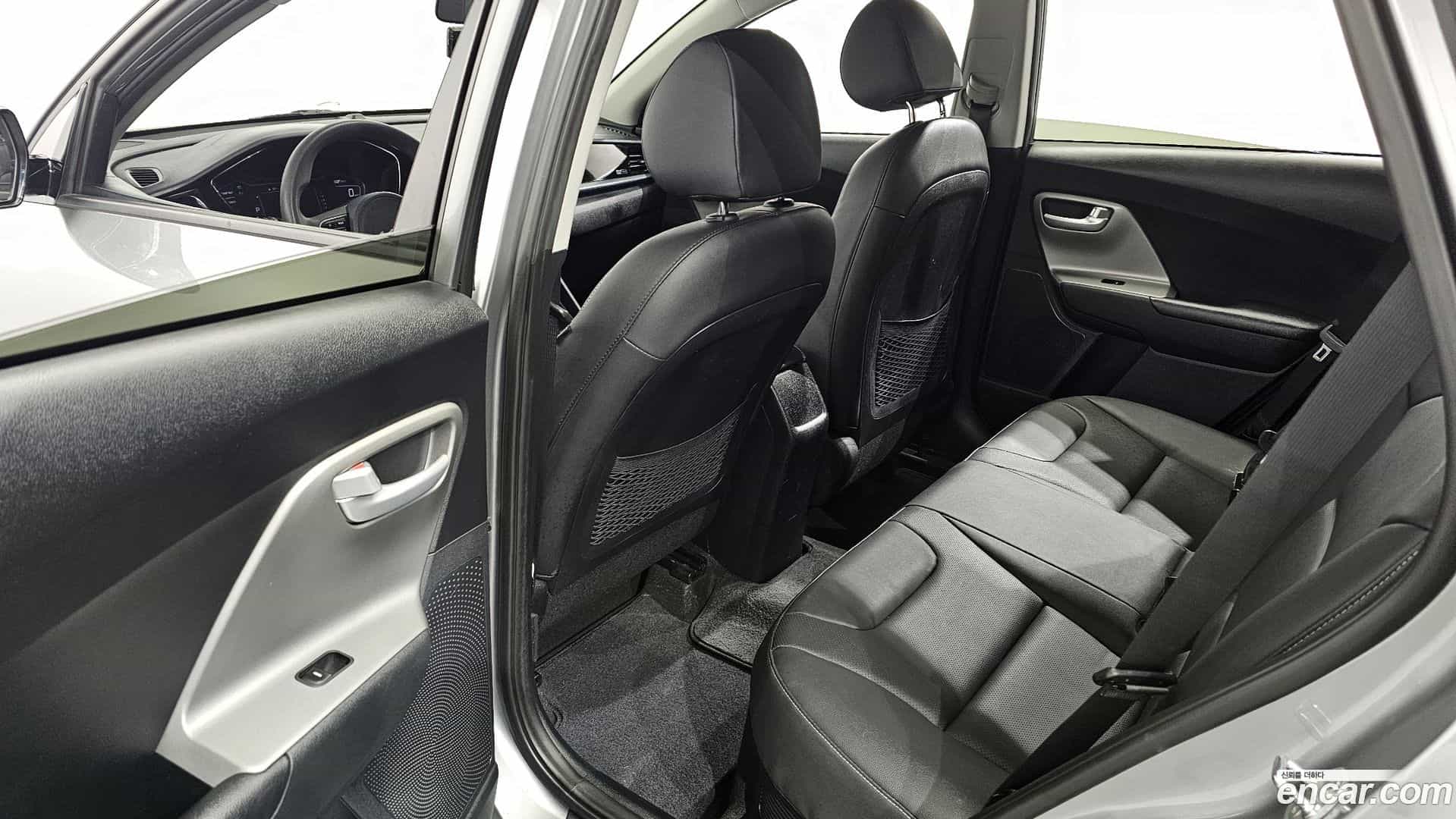 Niro Kia 2021.8-OPTION-015