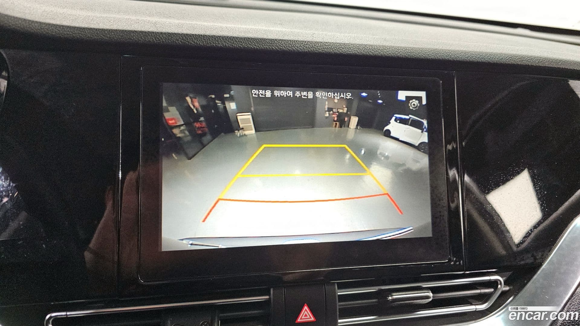 Main__Slider__Photo:Niro Kia 2021.8-15