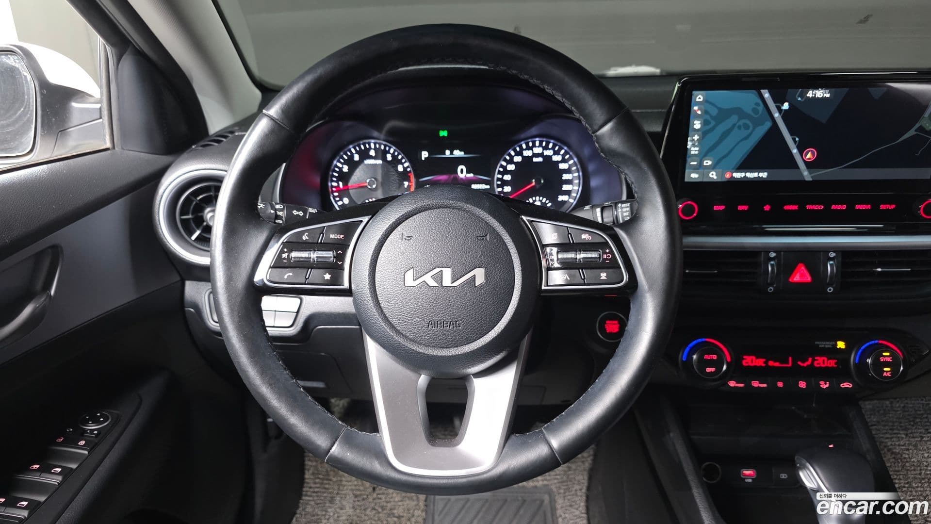 Main__Slider__Photo:K3 Kia 2021.10-13