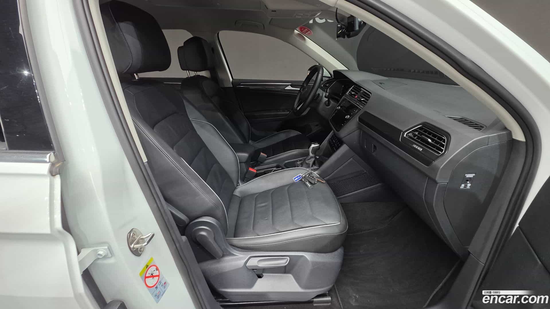 Tiguan Volkswagen 2023.6-INNER-010