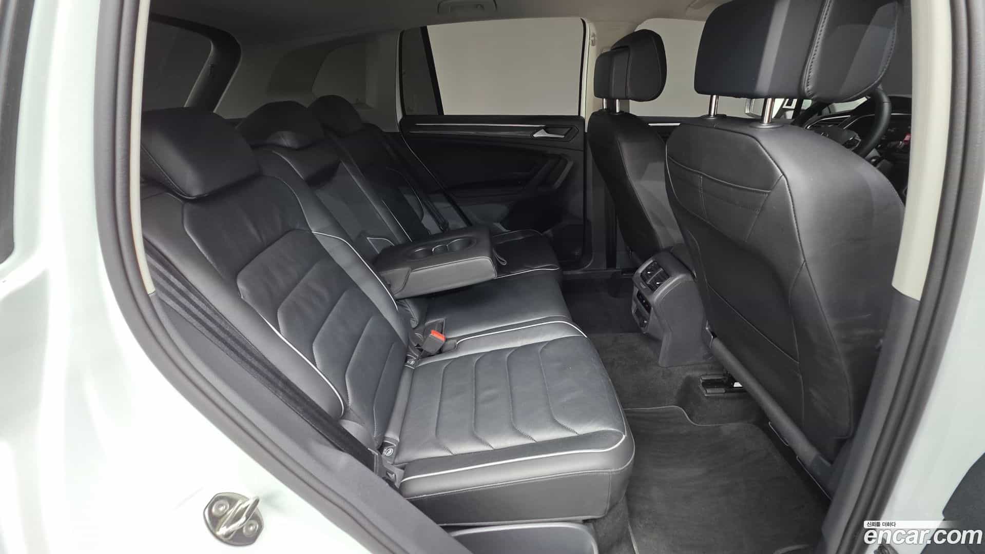 Tiguan Volkswagen 2023.6-OPTION-022