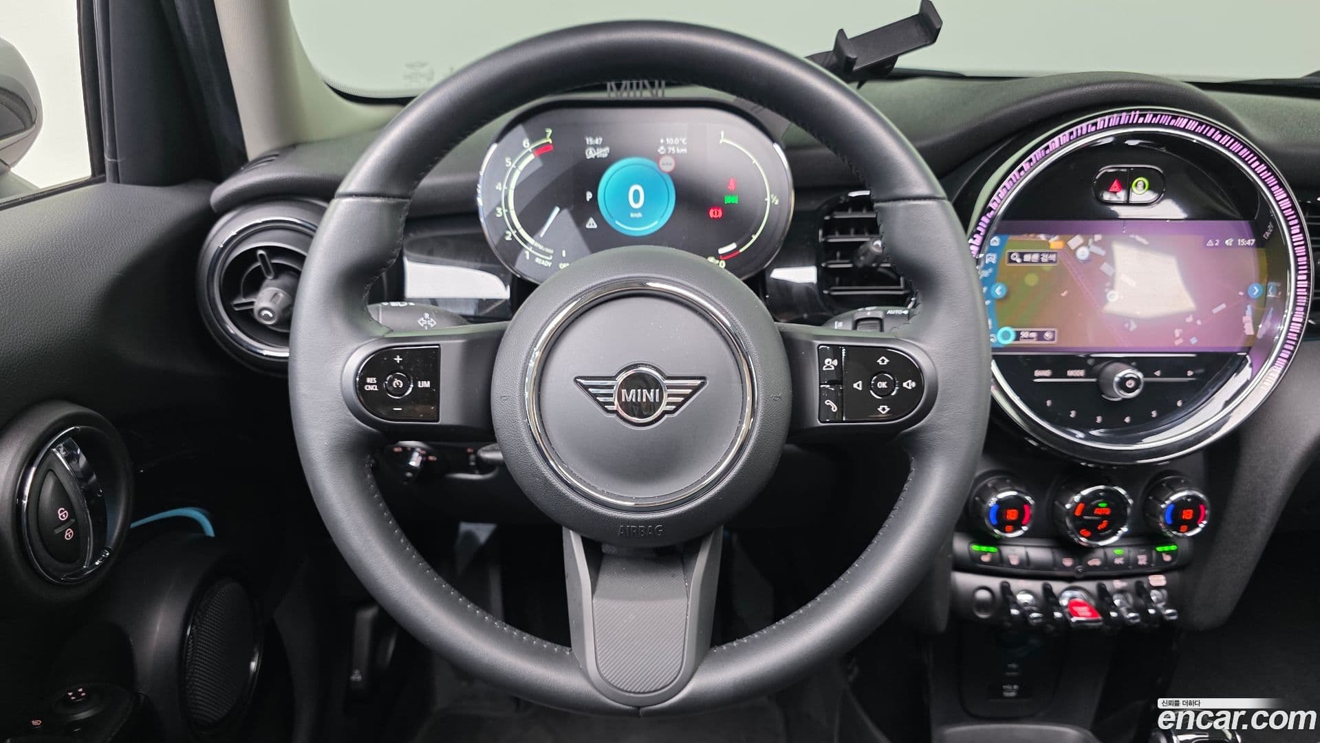 Main__Slider__Photo:Cooper Mini 2021.10-14