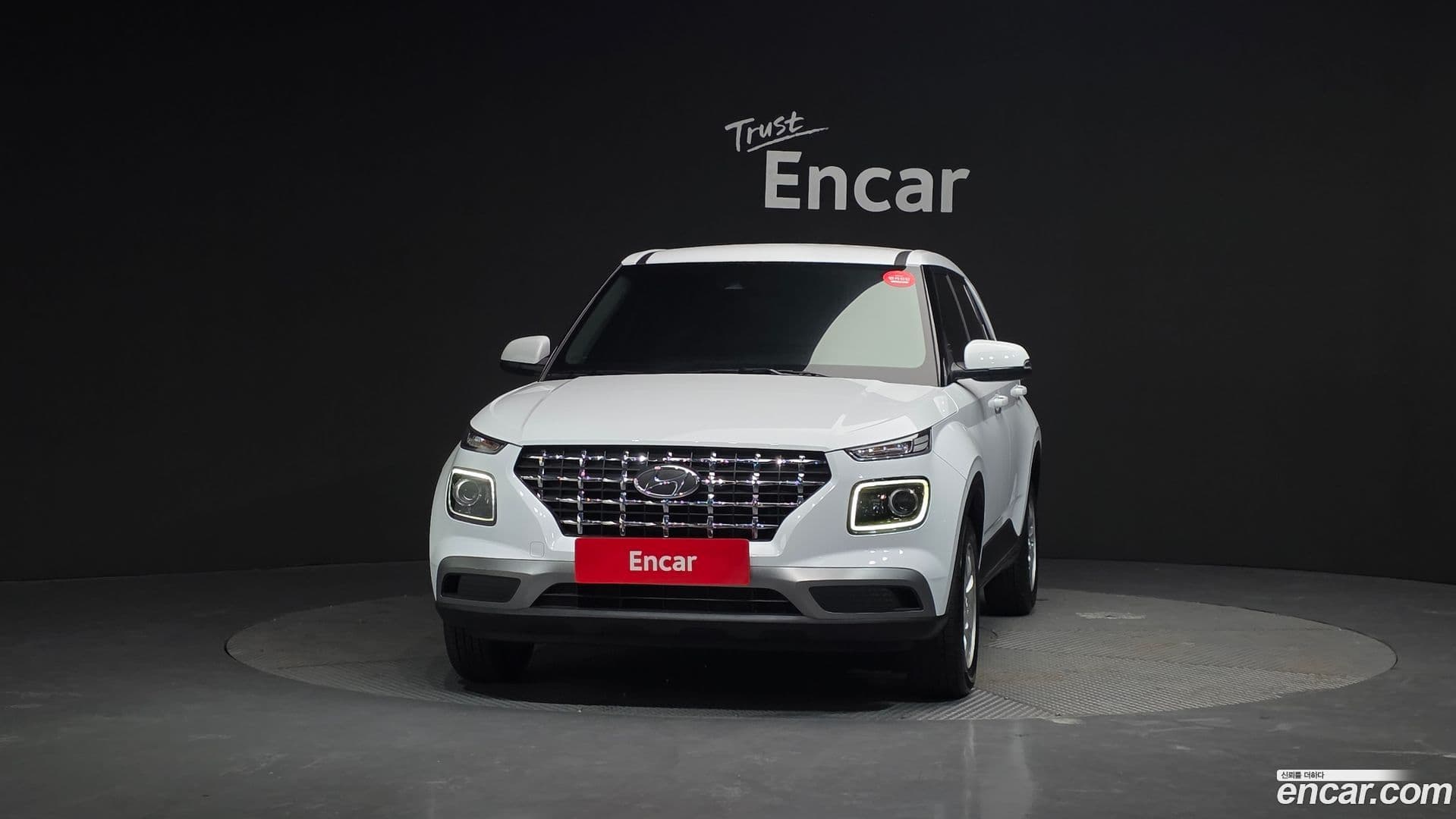 Main__Slider__Photo:Venue Hyundai 2022.9-2