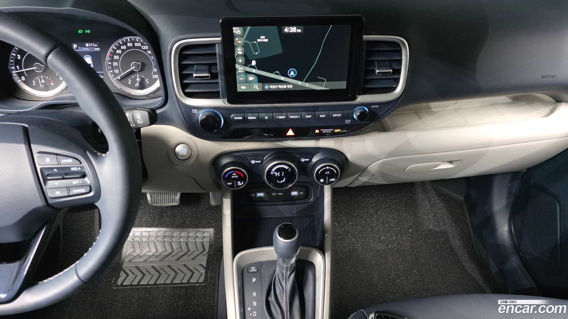 Venue Hyundai 2022.9-OPTION-019