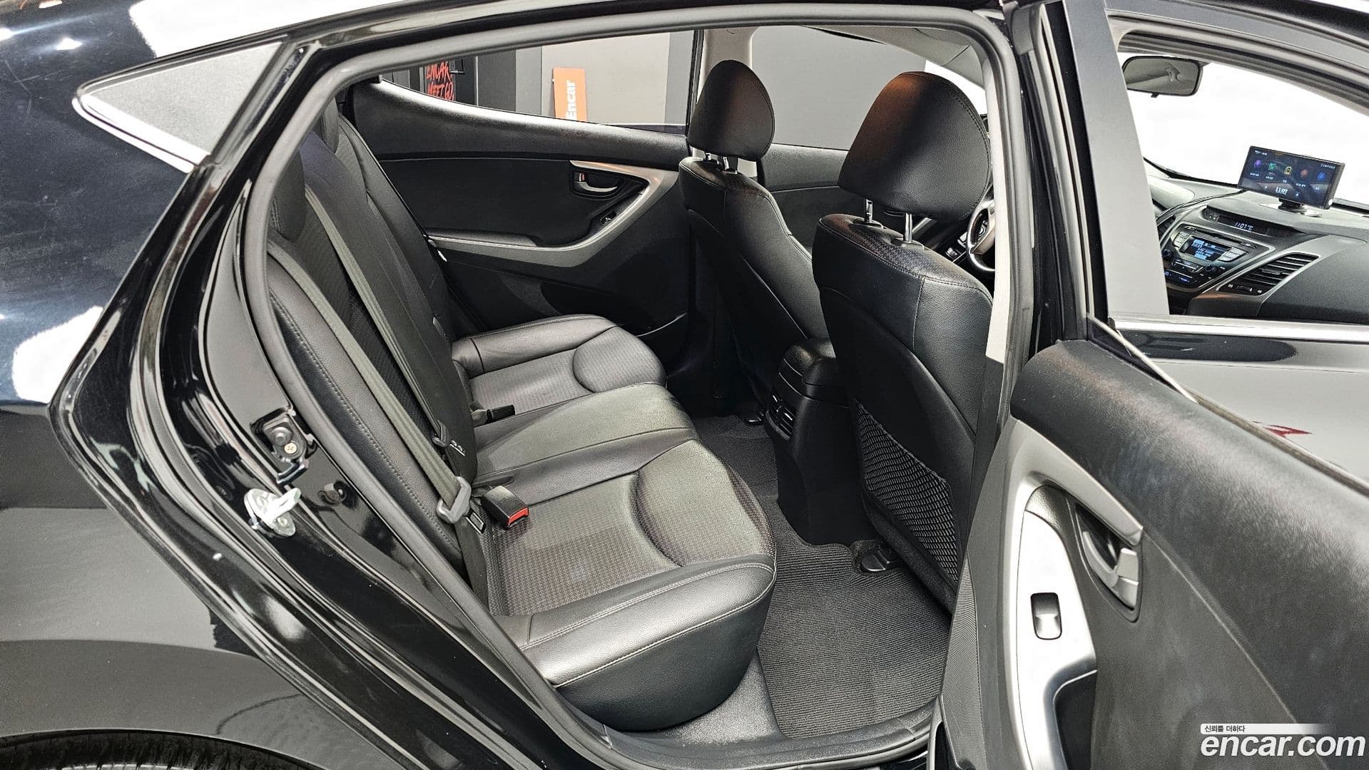 Main__Slider__Photo:AVANTE Hyundai 2014.9-11