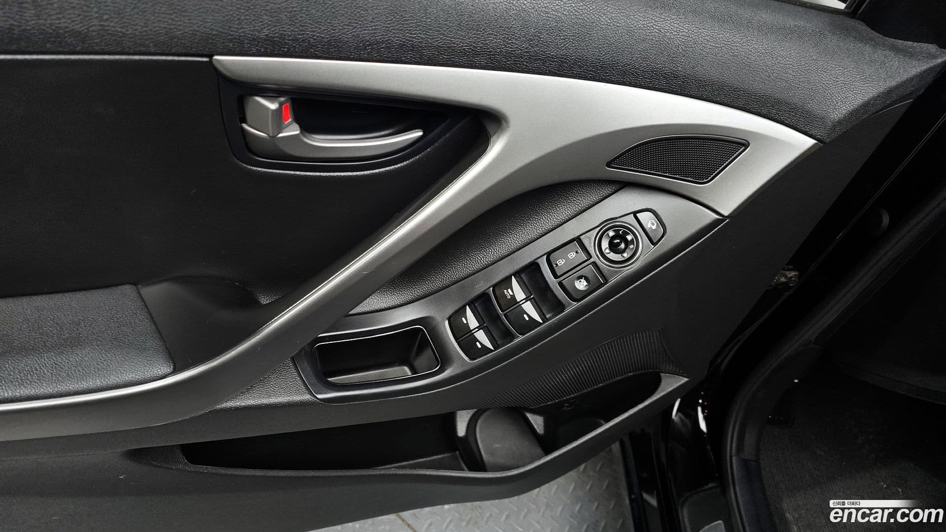 Main__Slider__Photo:AVANTE Hyundai 2014.9-17